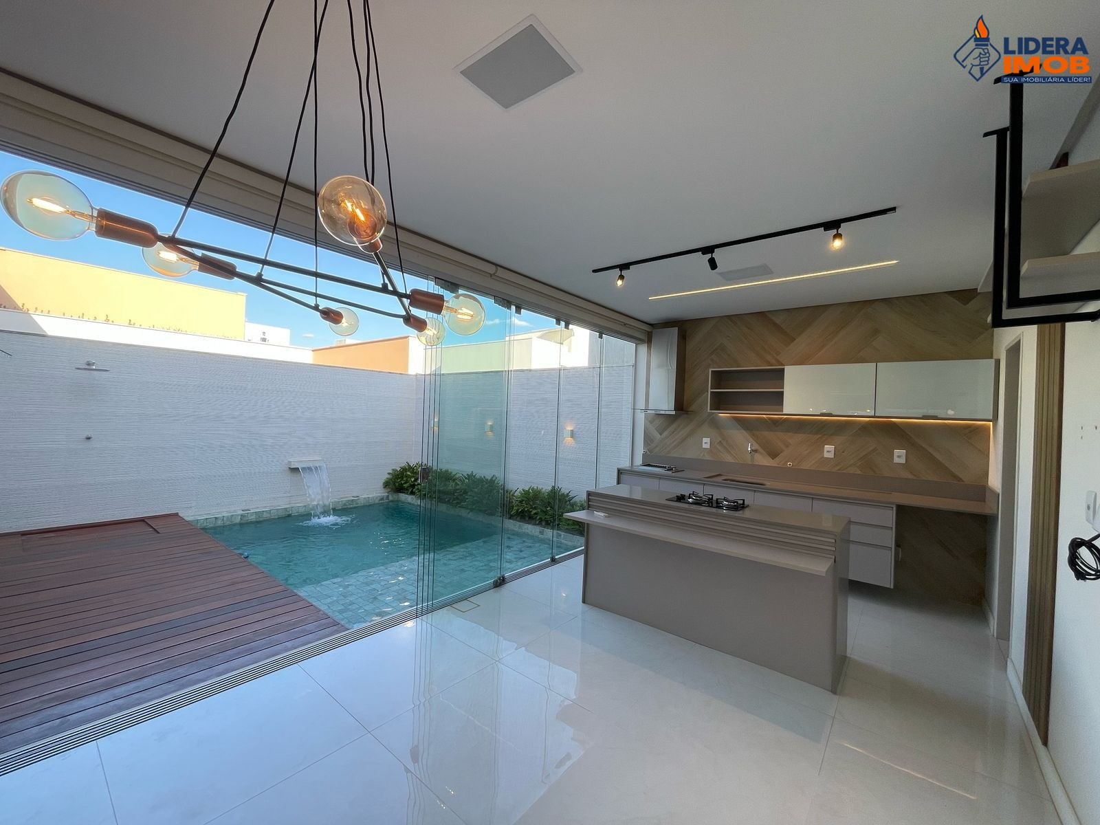 Casa, 3 quartos, 250 m² - Foto 10