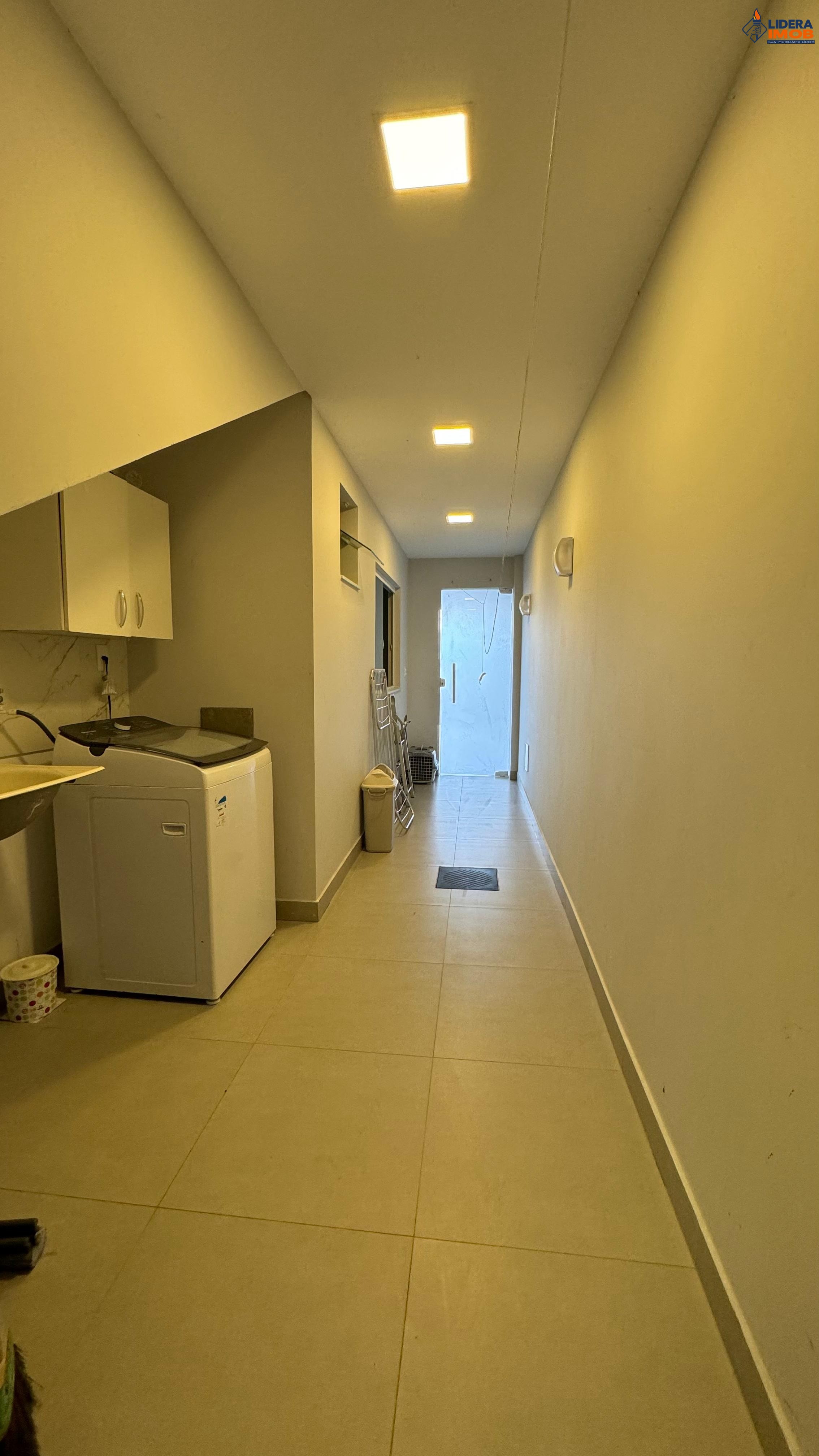 Casa, 3 quartos, 250 m² - Foto 8