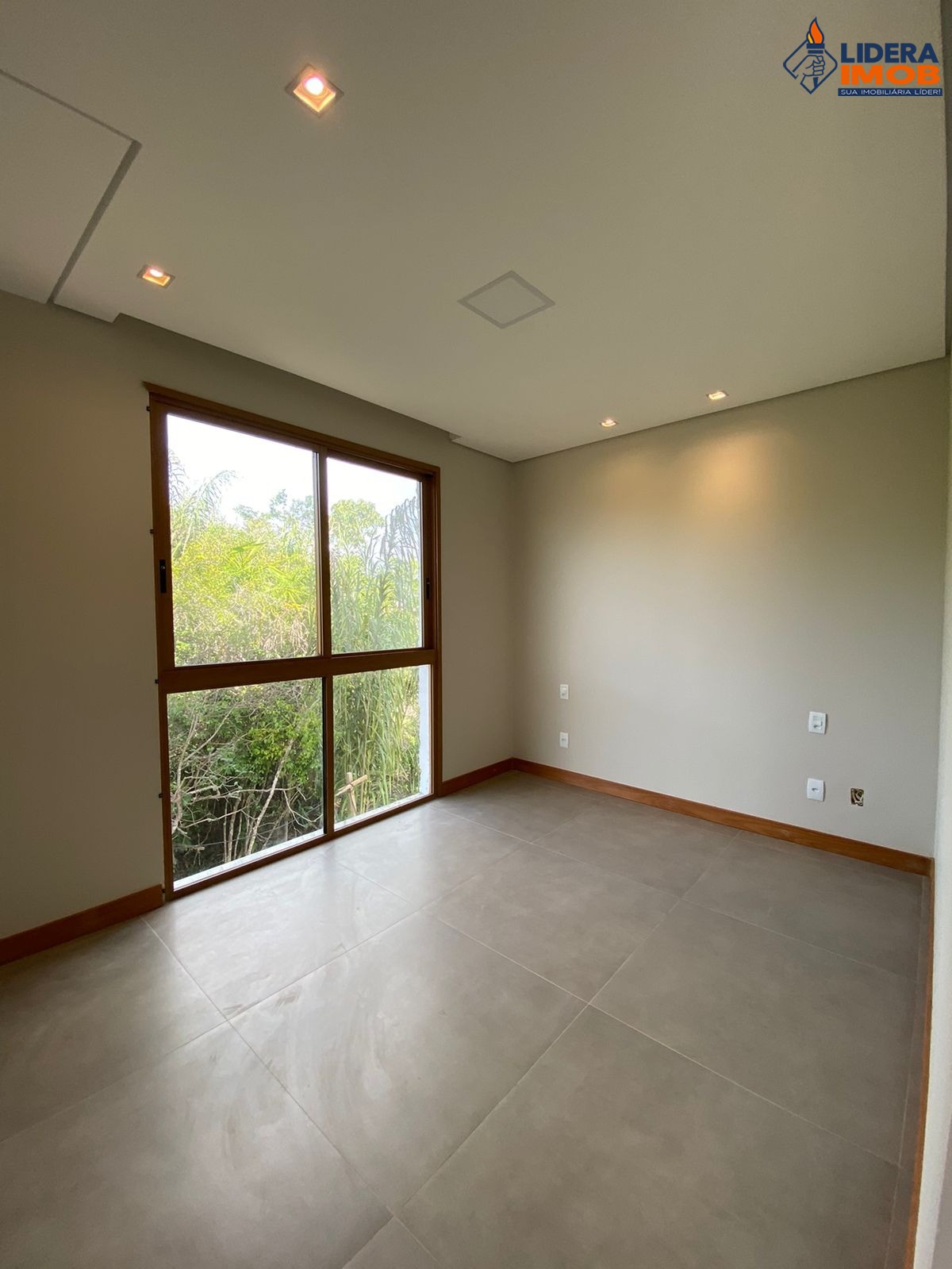 Casa, 4 quartos, 400 m² - Foto 24