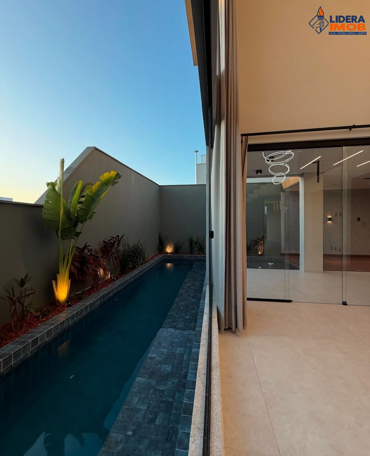 Casa, 5 quartos, 260 m² - Foto 8