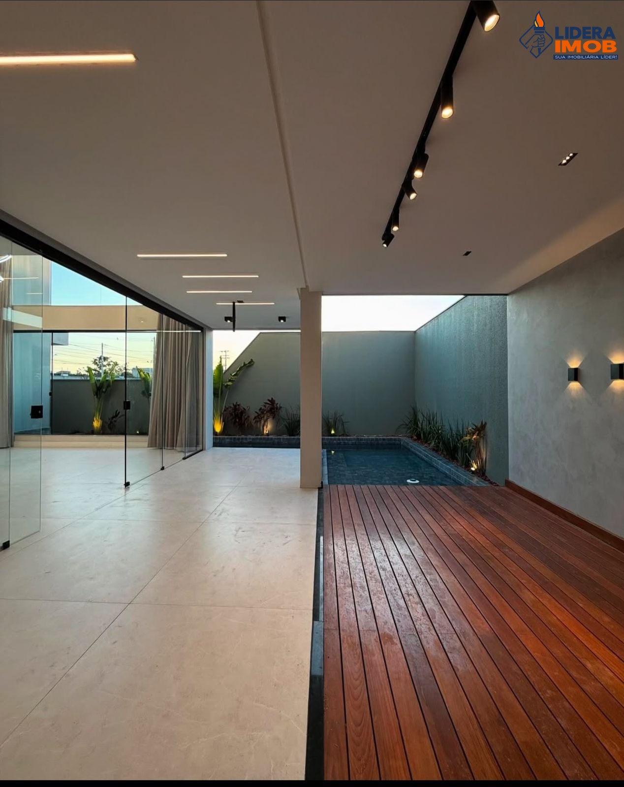 Casa, 5 quartos, 260 m² - Foto 15