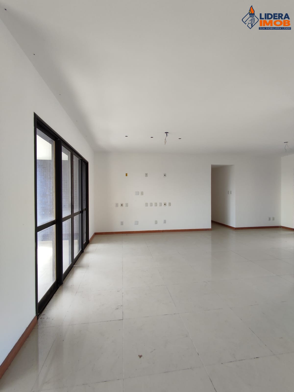 Apartamento, 4 quartos, 198 m² - Foto 4