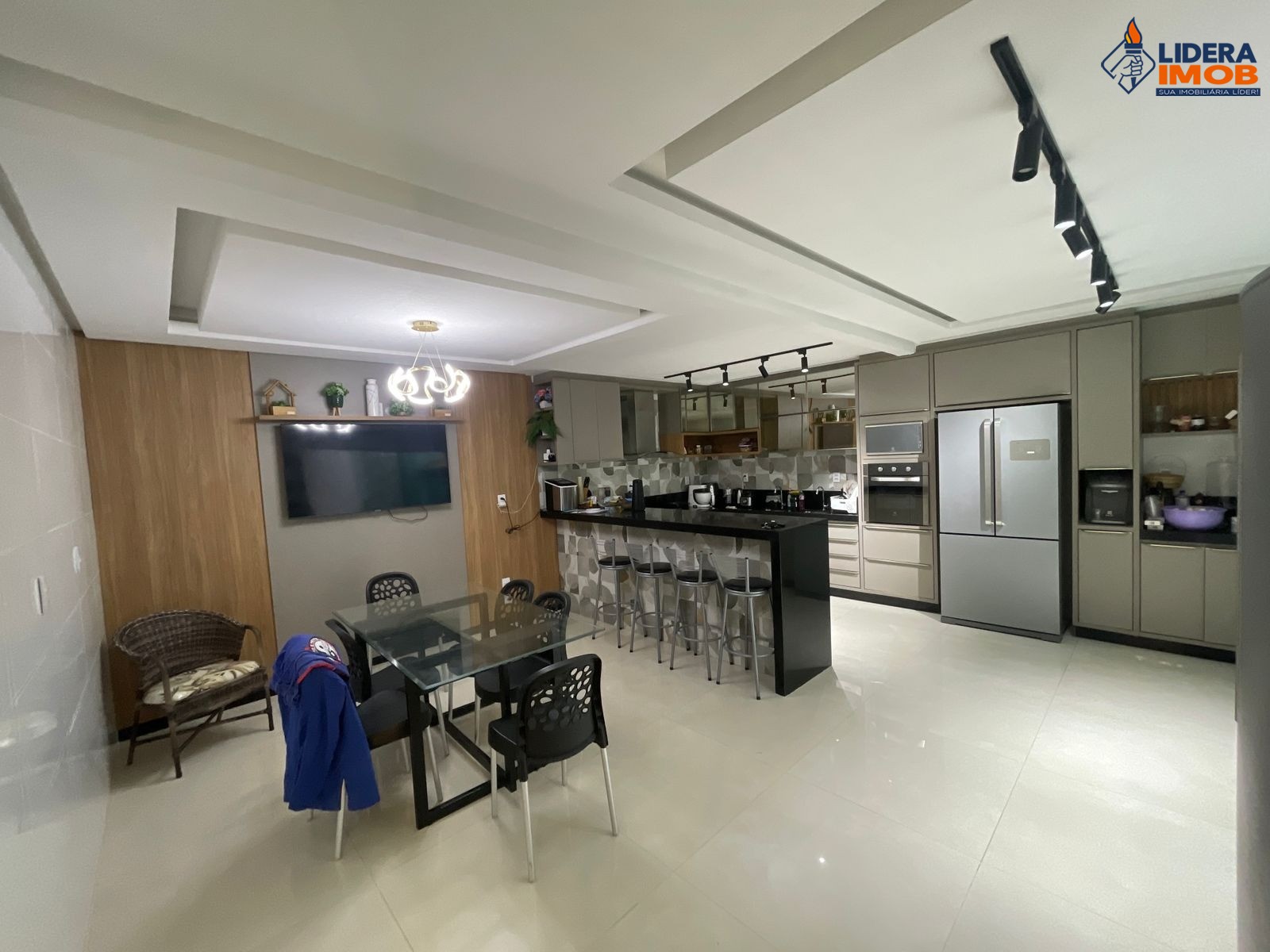 Casa, 5 quartos, 300 m² - Foto 9