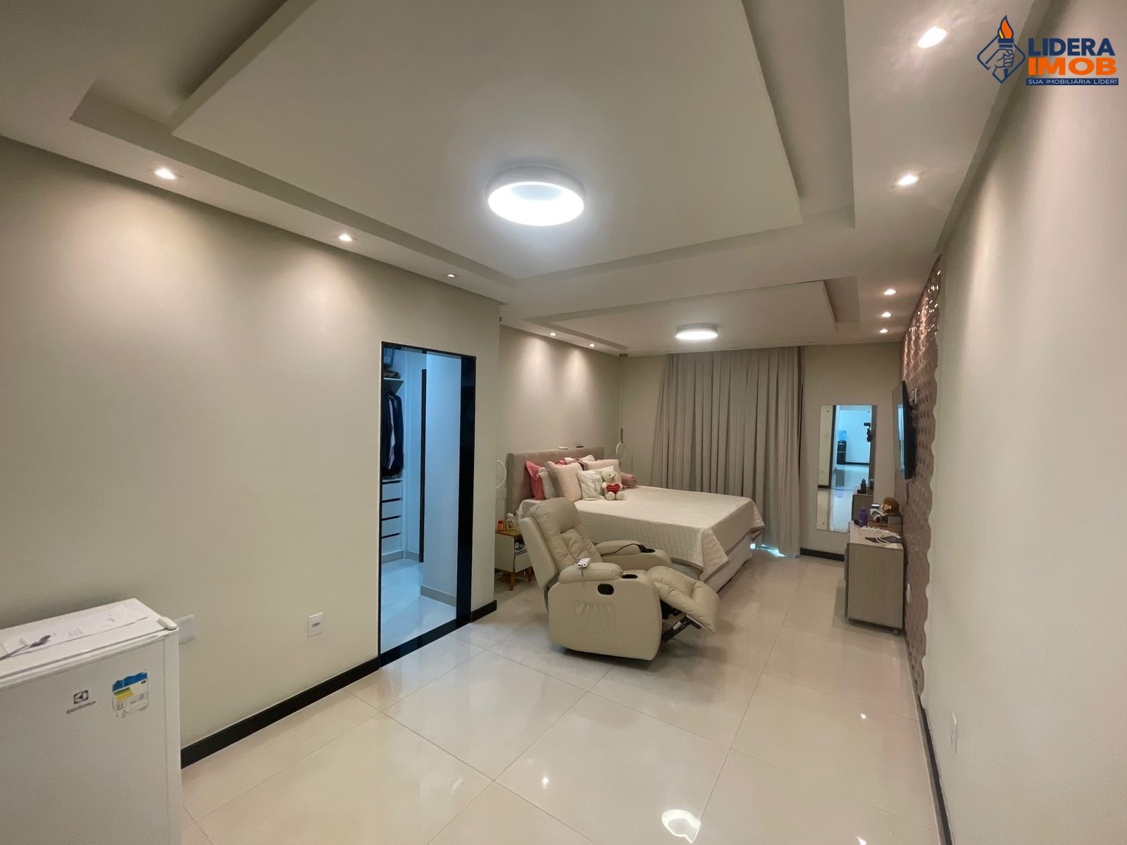 Casa, 5 quartos, 300 m² - Foto 19
