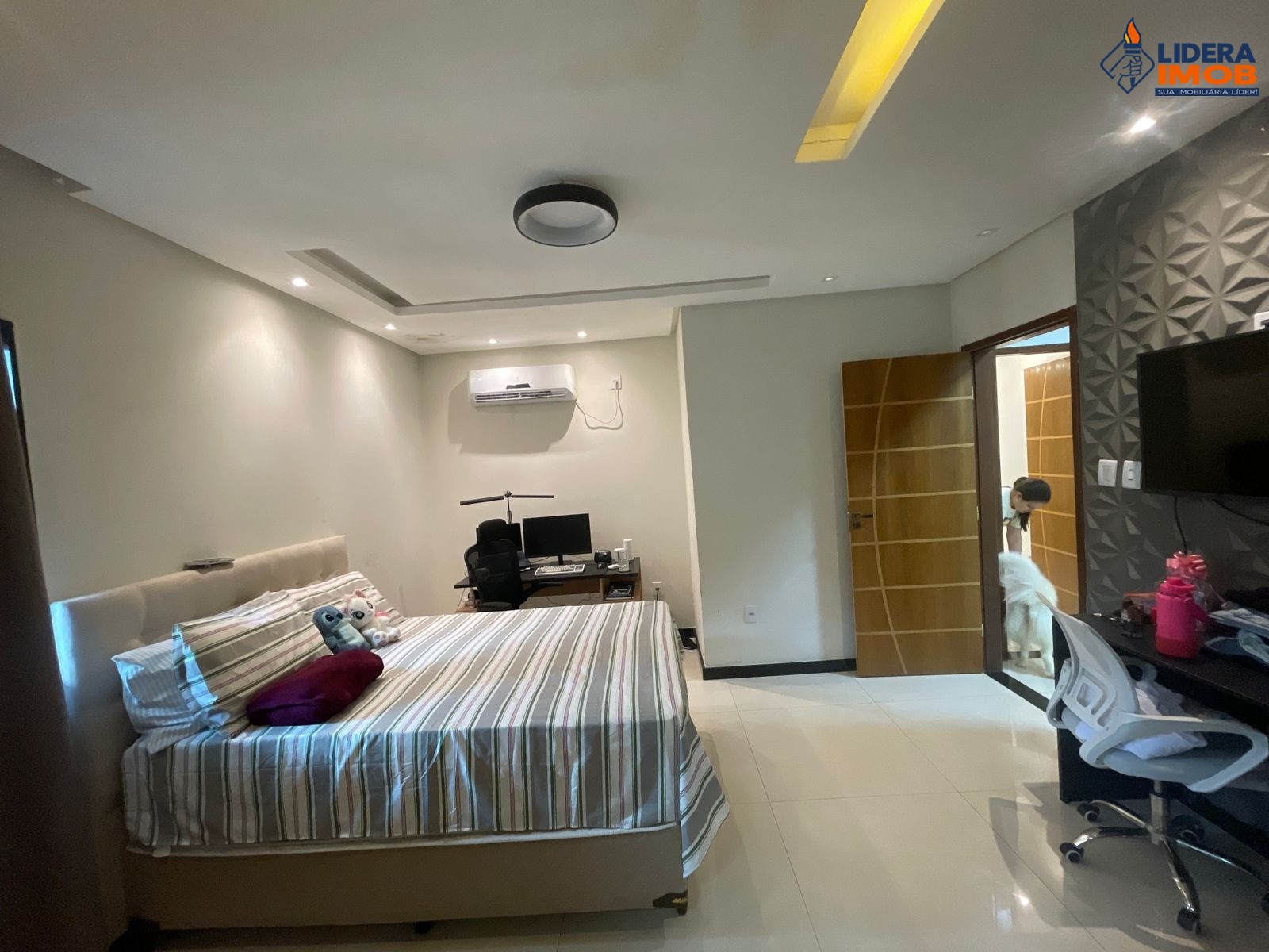 Casa, 5 quartos, 300 m² - Foto 32