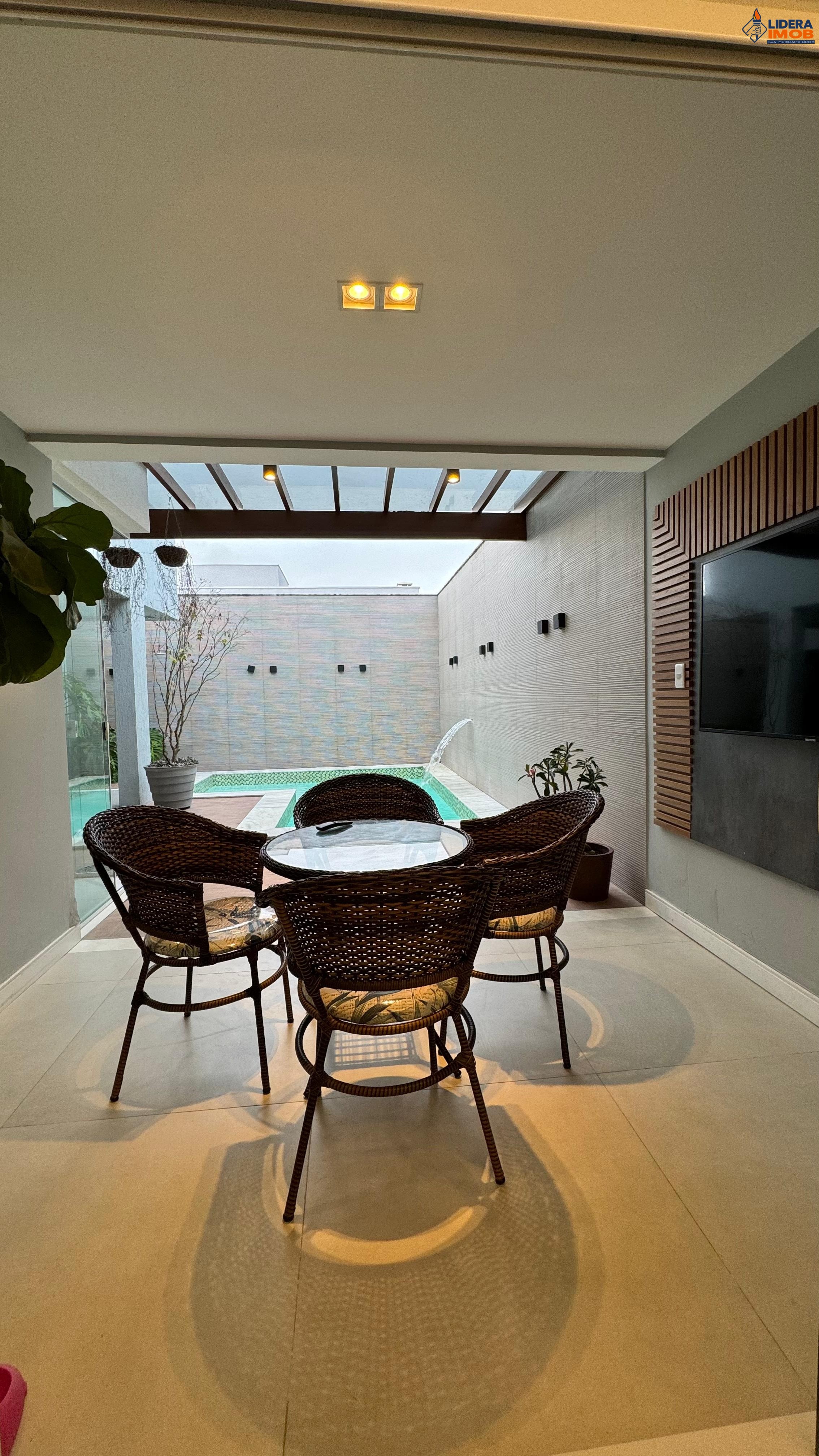 Casa, 3 quartos, 250 m² - Foto 10