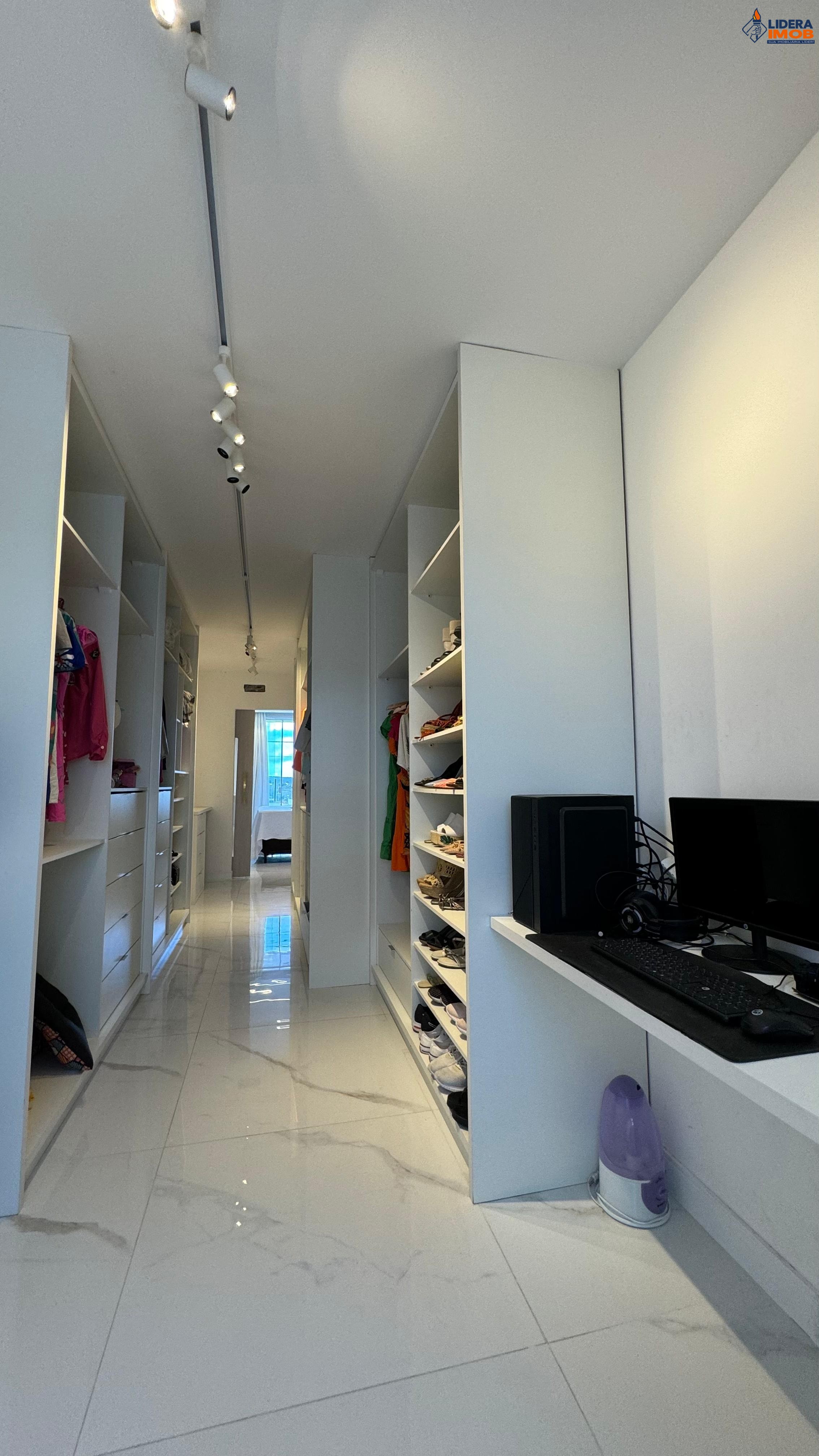 Casa, 3 quartos, 250 m² - Foto 24