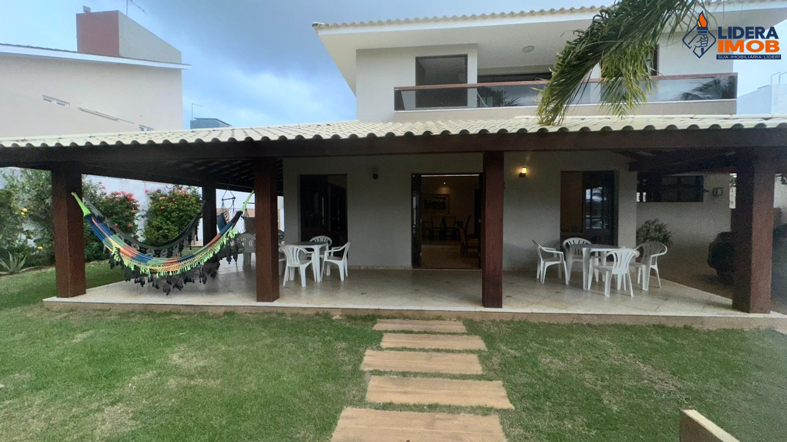 Casa, 5 quartos, 200 m² - Foto 1