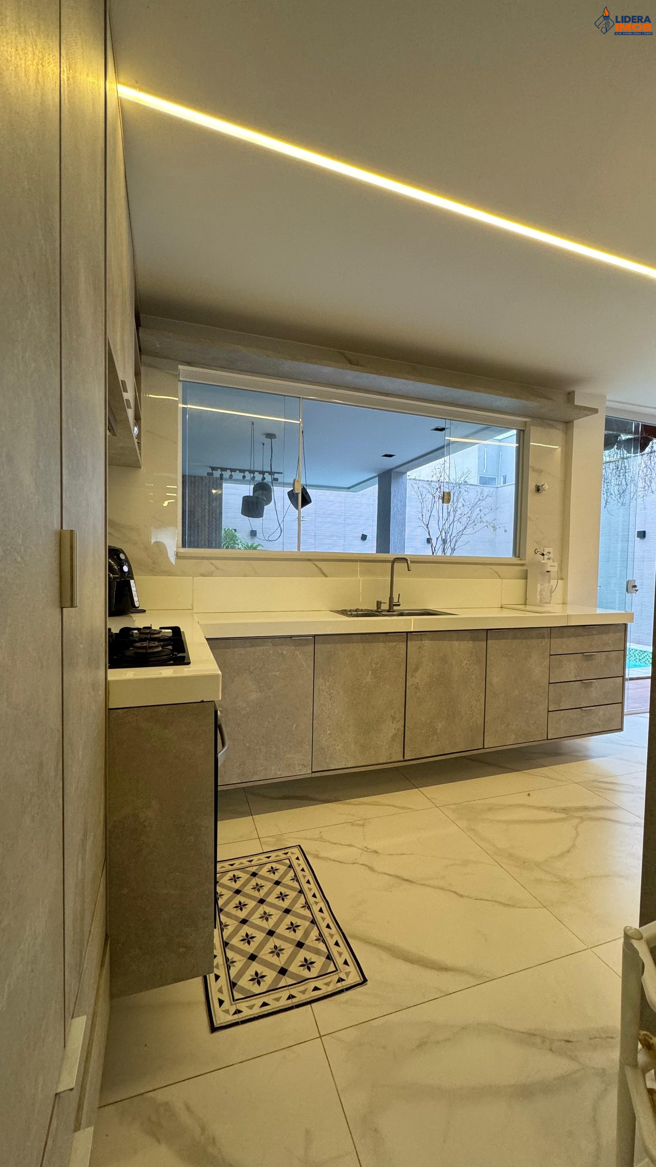 Casa, 3 quartos, 250 m² - Foto 11