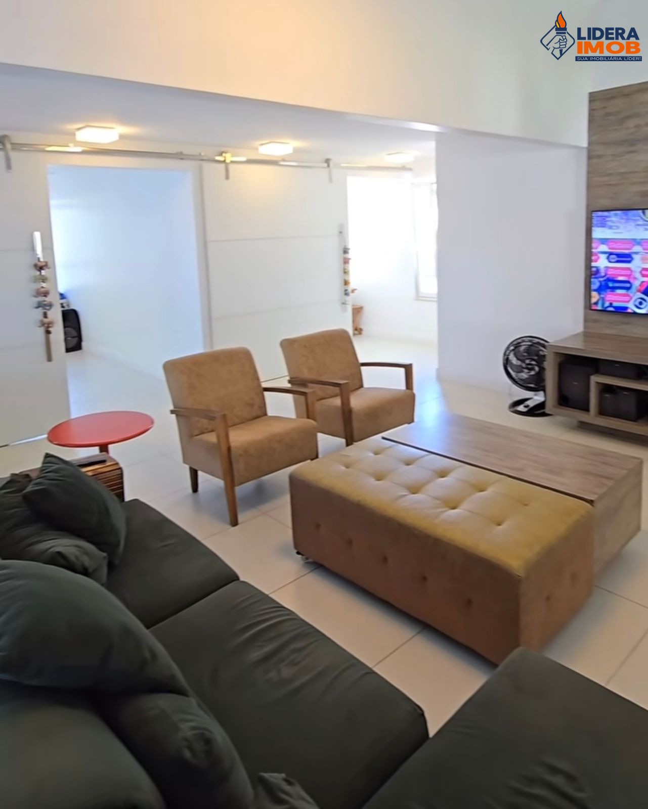 Casa, 4 quartos, 900 m² - Foto 1