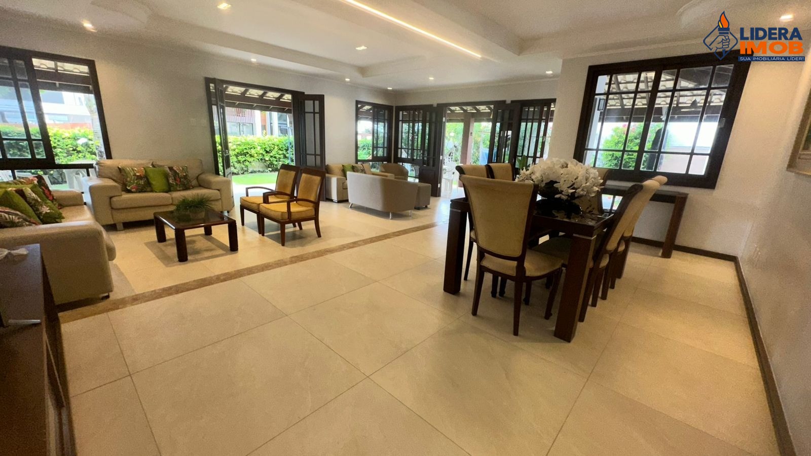 Casa, 5 quartos, 200 m² - Foto 17