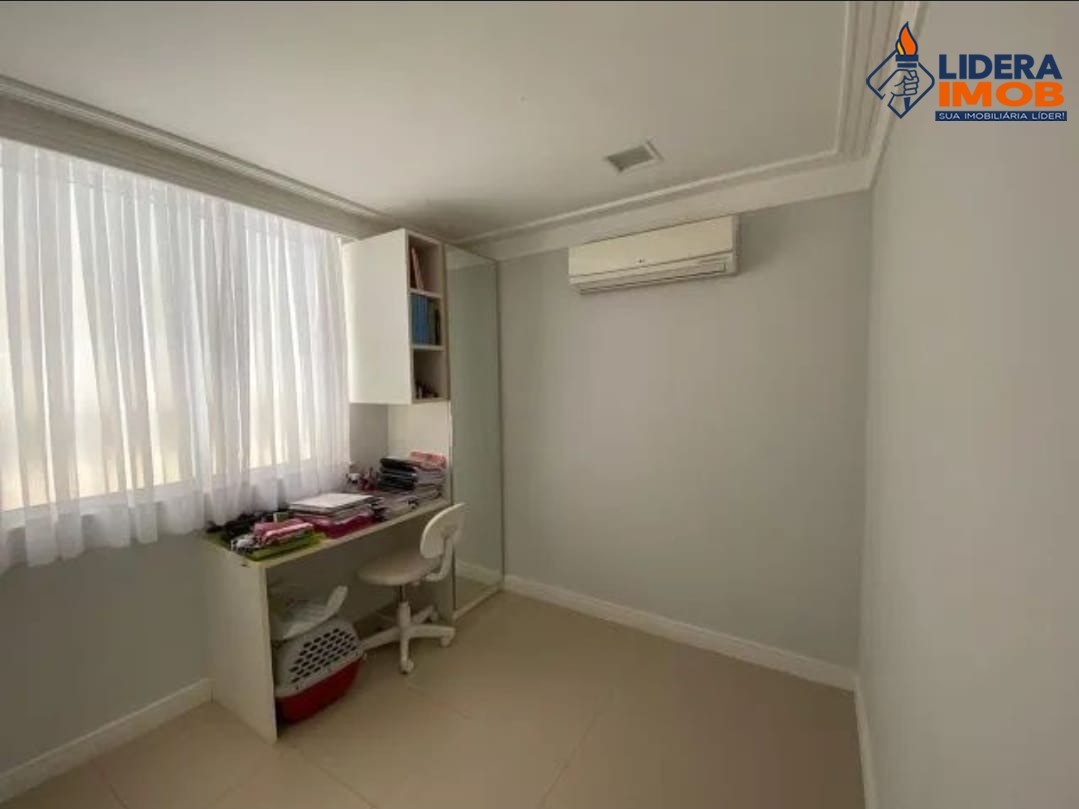 Casa, 4 quartos, 270 m² - Foto 10
