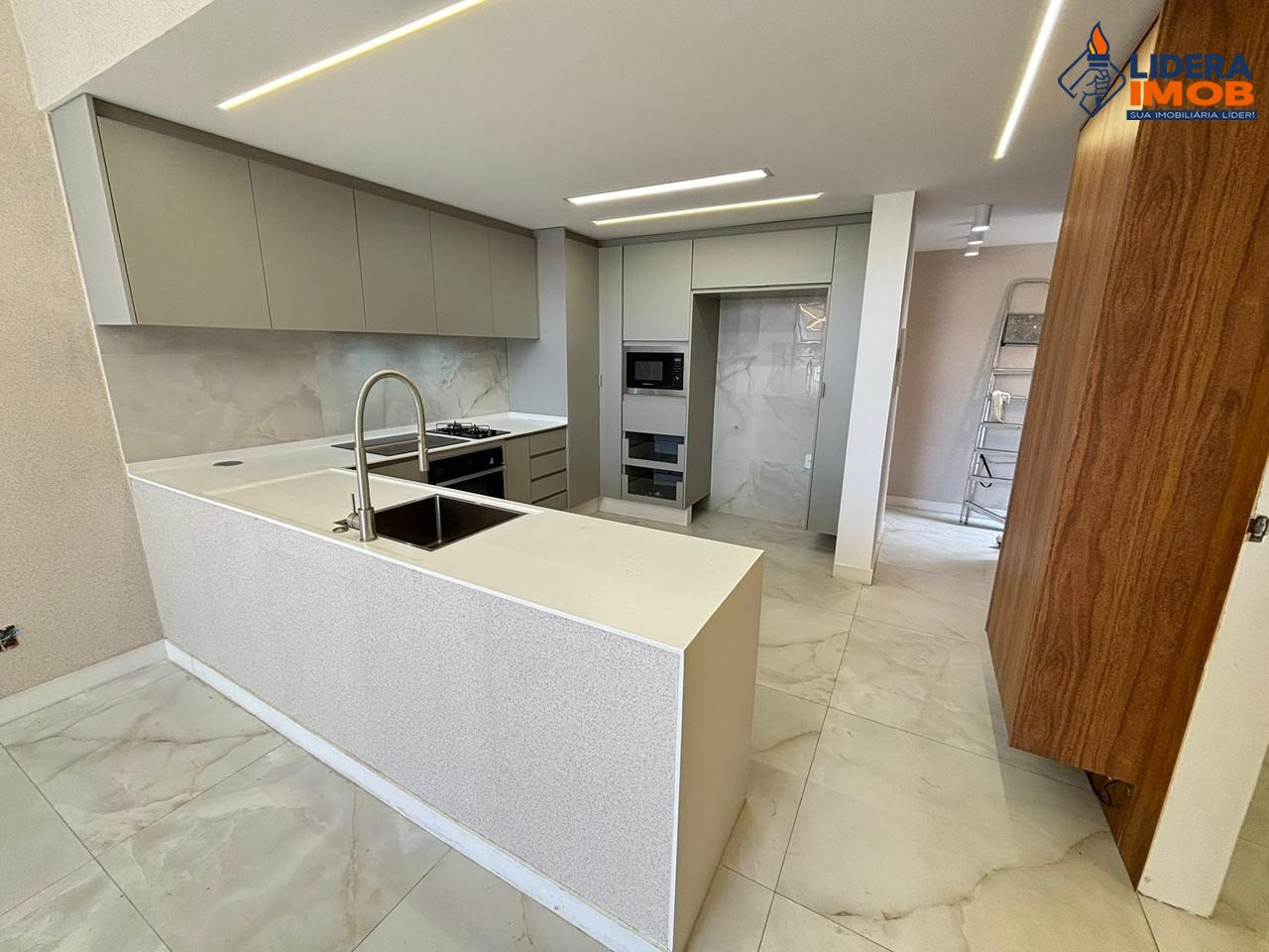 Casa, 3 quartos, 147 m² - Foto 4