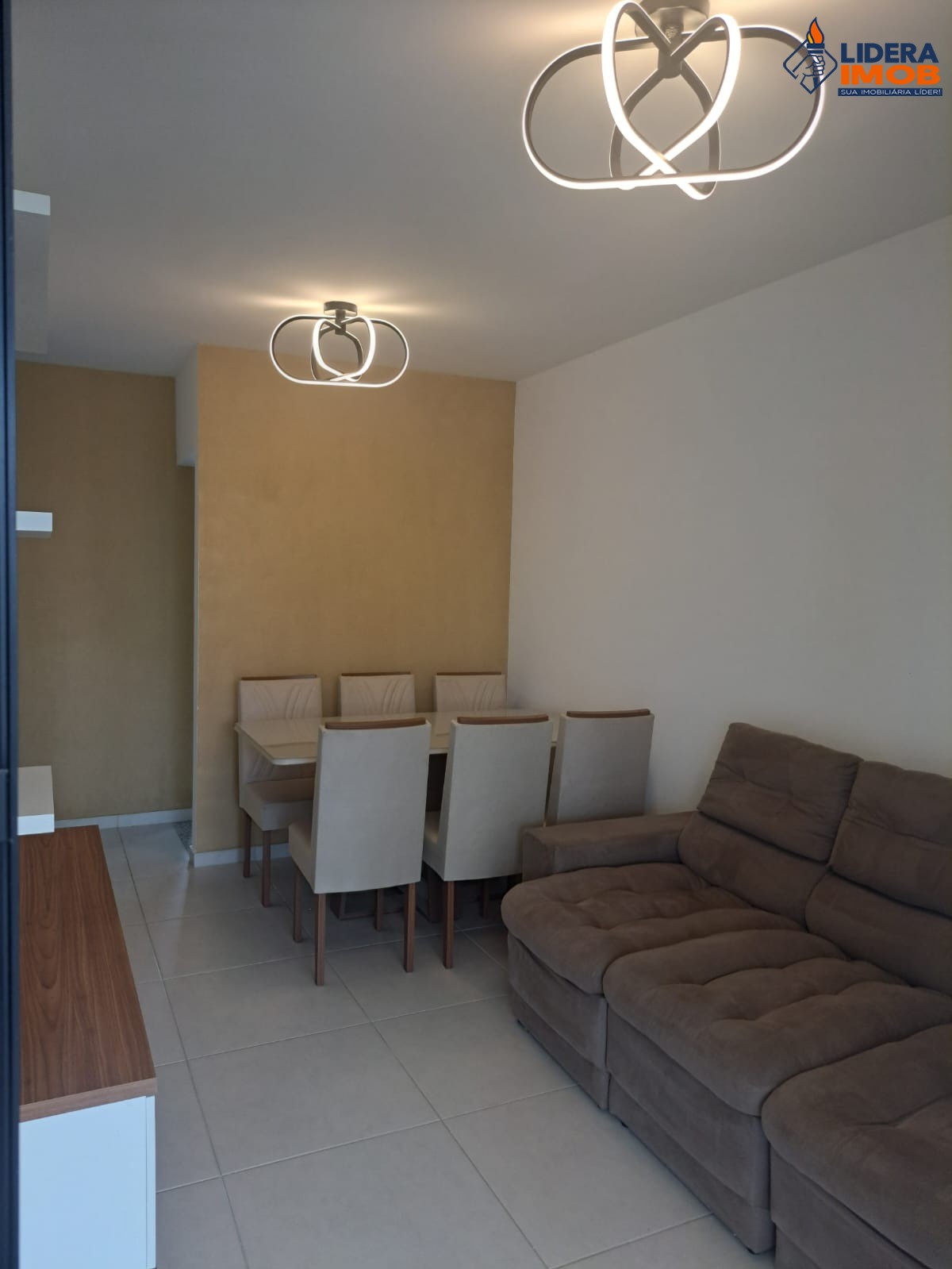Casa, 3 quartos, 180 m² - Foto 1