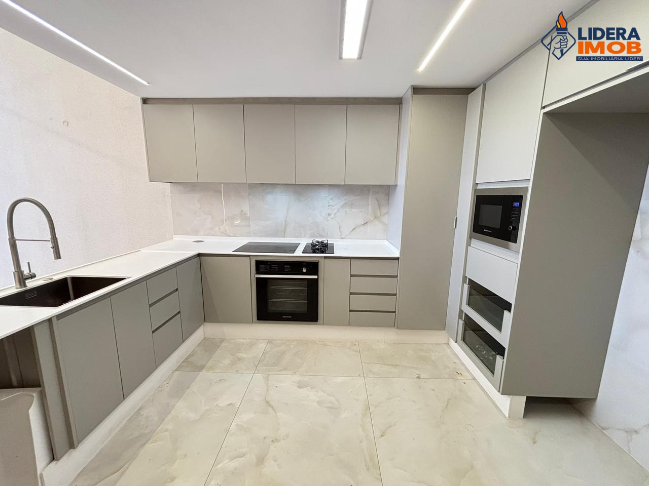 Casa, 3 quartos, 147 m² - Foto 8