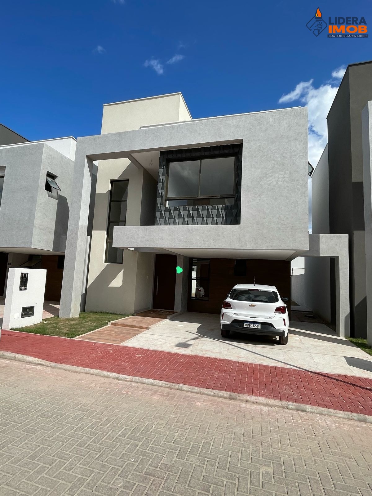 Casa, 4 quartos, 190 m² - Foto 1