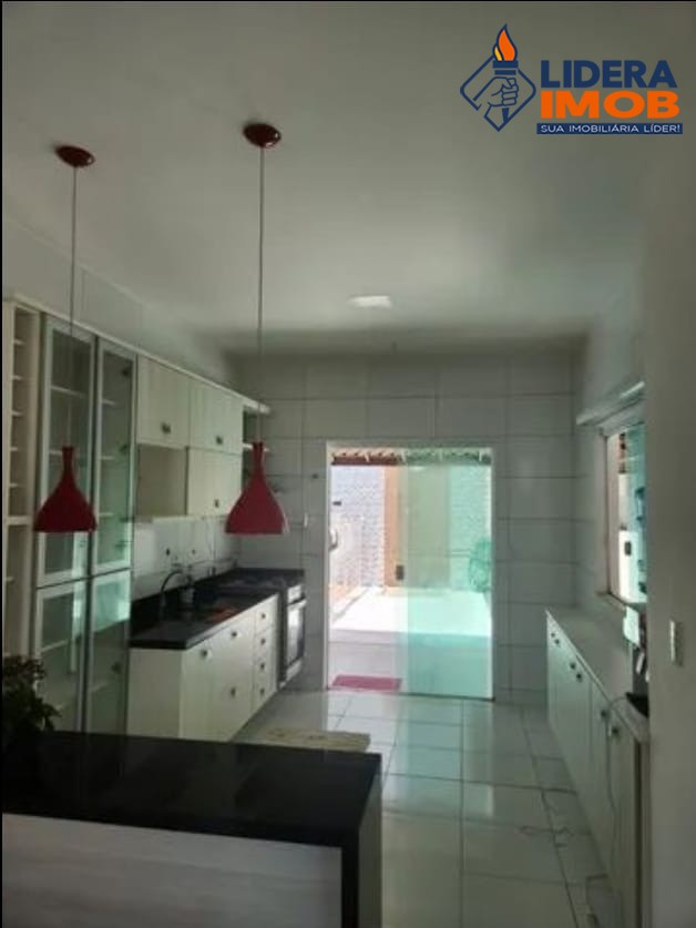 Casa, 3 quartos, 270 m² - Foto 4