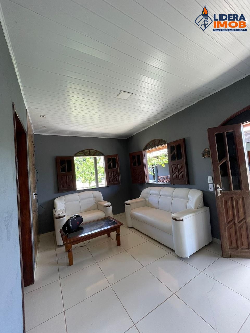 Chácara, 3 quartos, 4400 m² - Foto 2