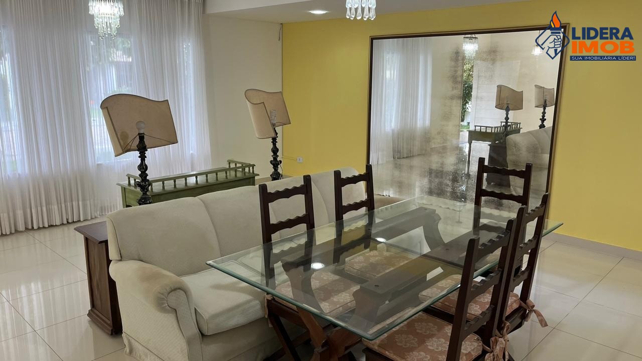 Casa, 3 quartos, 250 m² - Foto 1