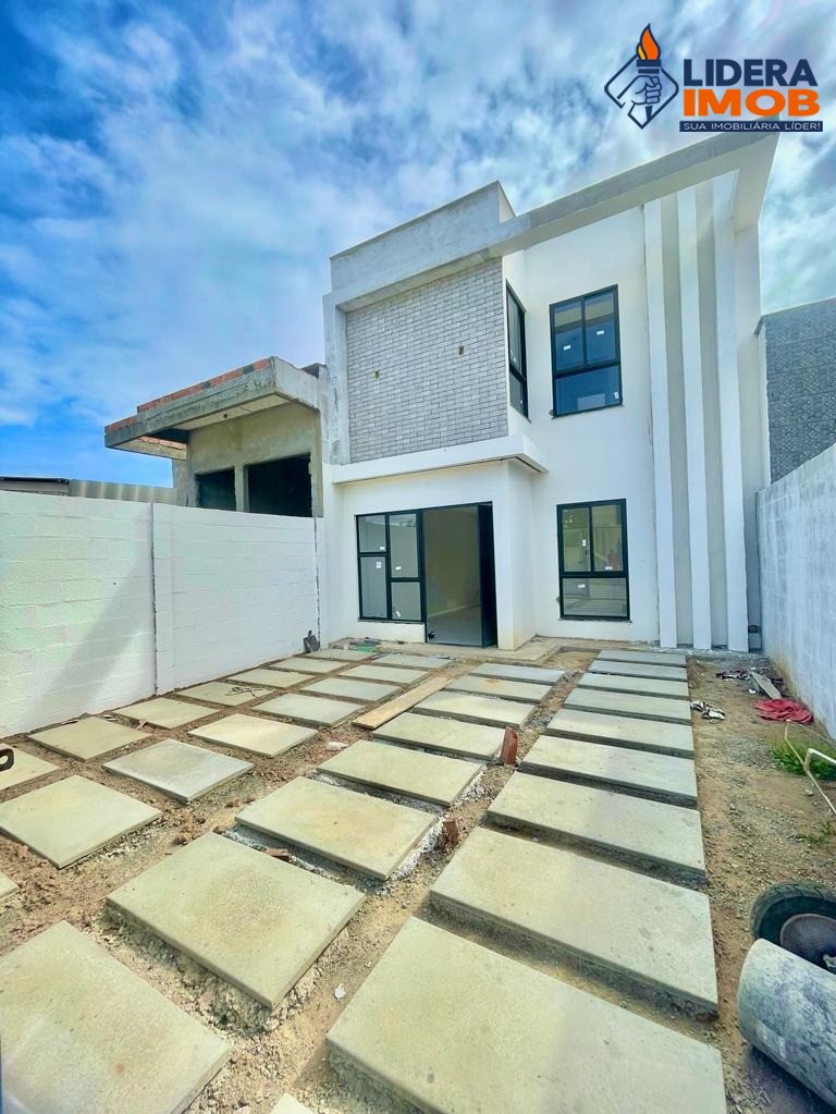 Casa, 3 quartos, 107 m² - Foto 1