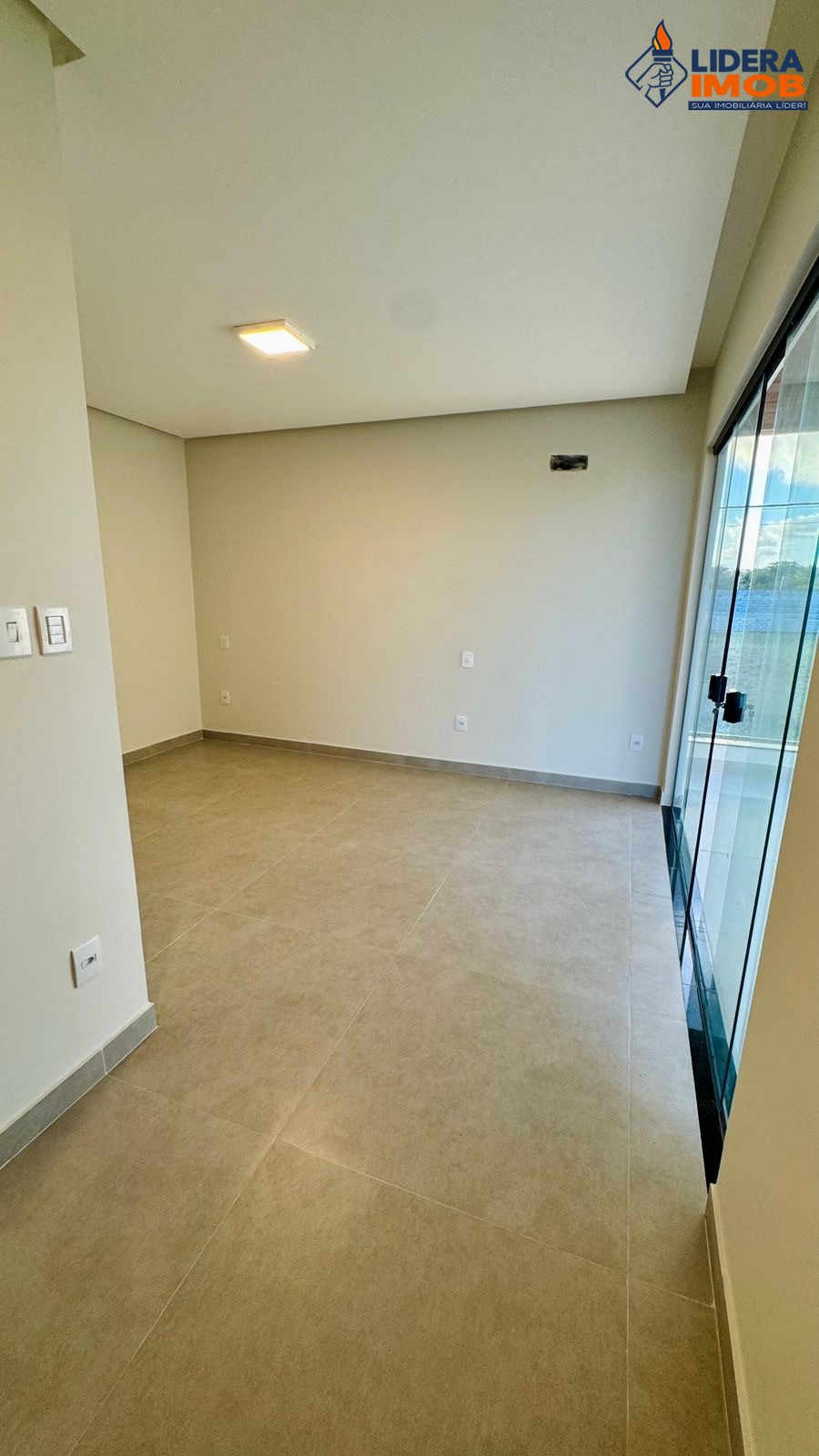 Casa, 4 quartos, 200 m² - Foto 4
