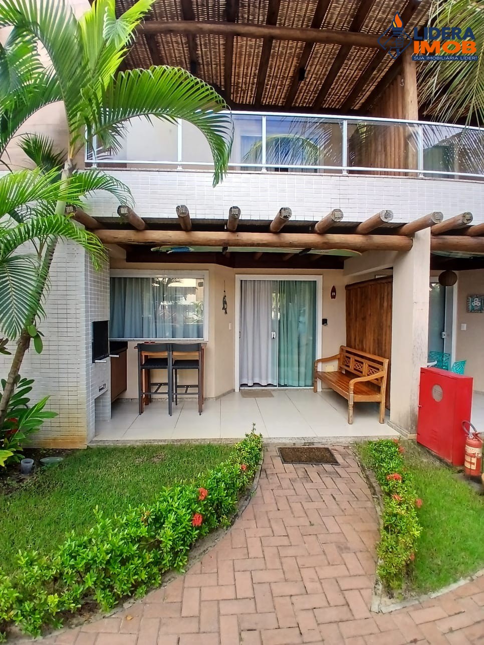 Casa, 4 quartos, 136 m² - Foto 2