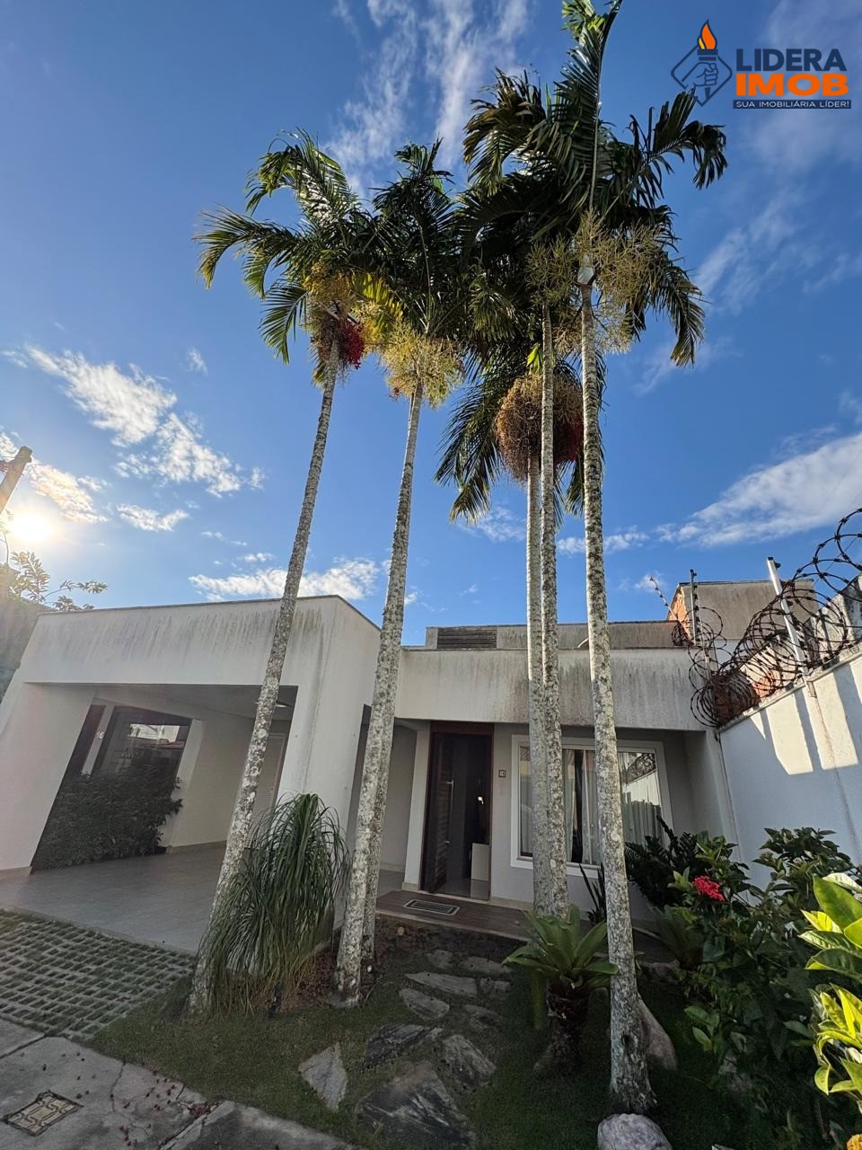 Casa, 3 quartos, 205 m² - Foto 31