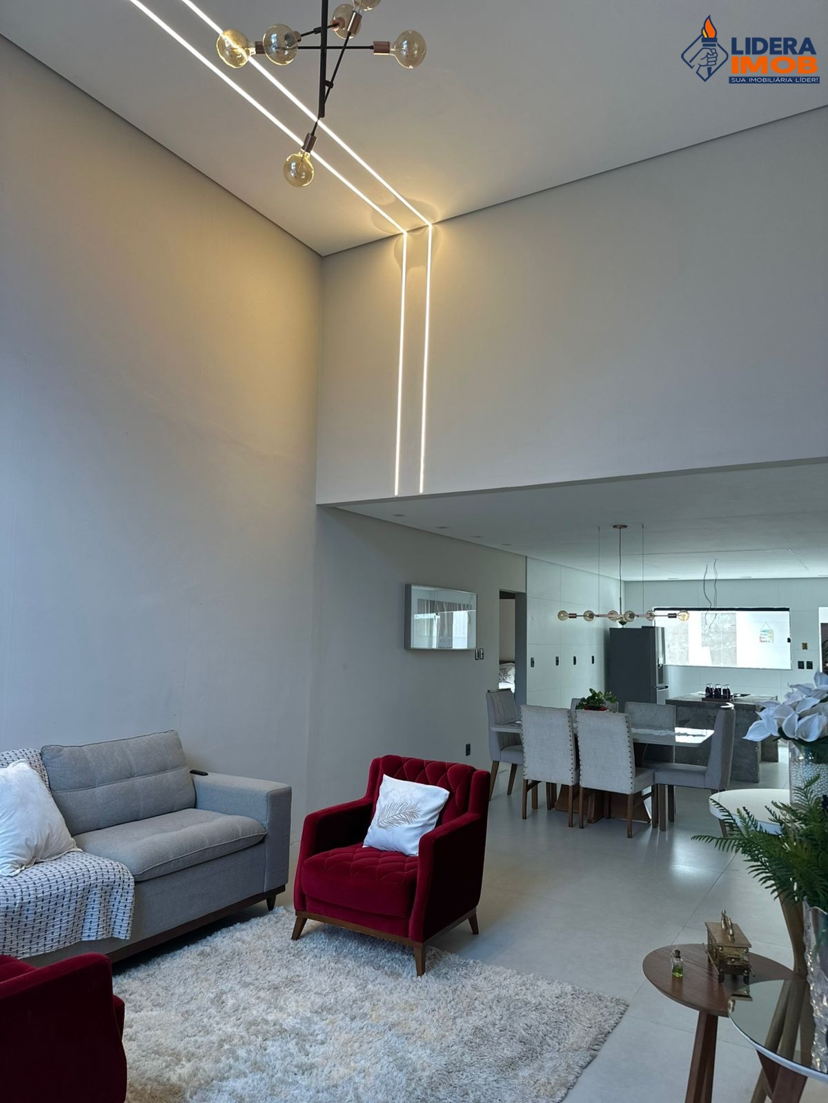 Casa, 4 quartos, 600 m² - Foto 1
