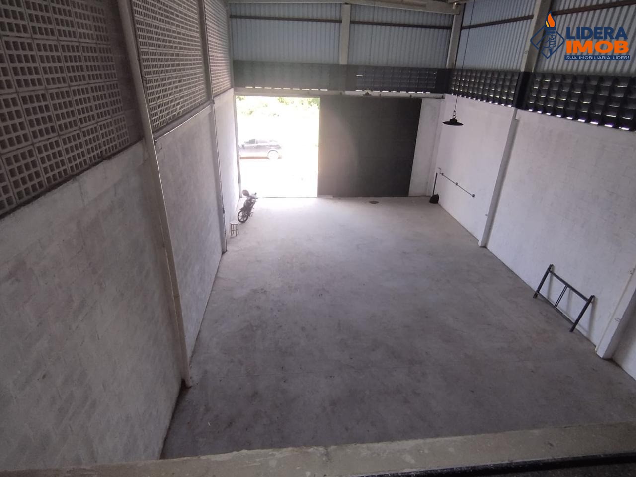 Depósito-Galpão, 270 m² - Foto 1