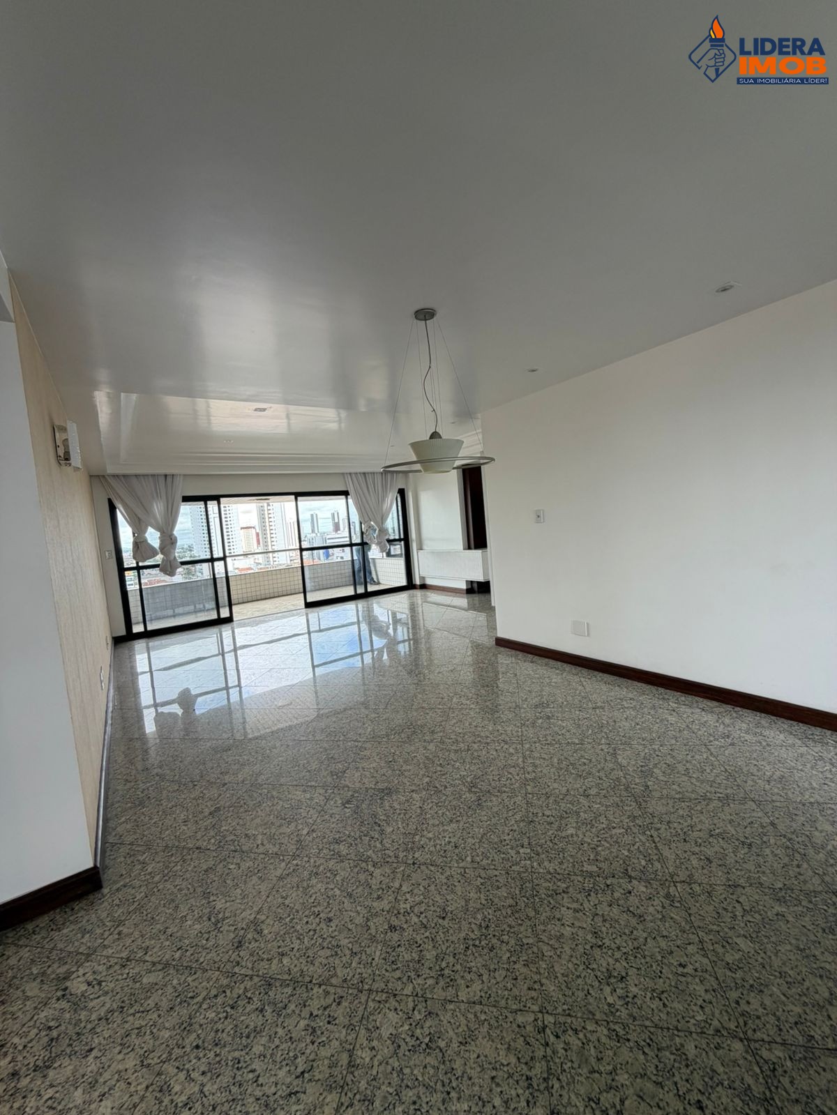 Apartamento, 3 quartos, 270 m² - Foto 36