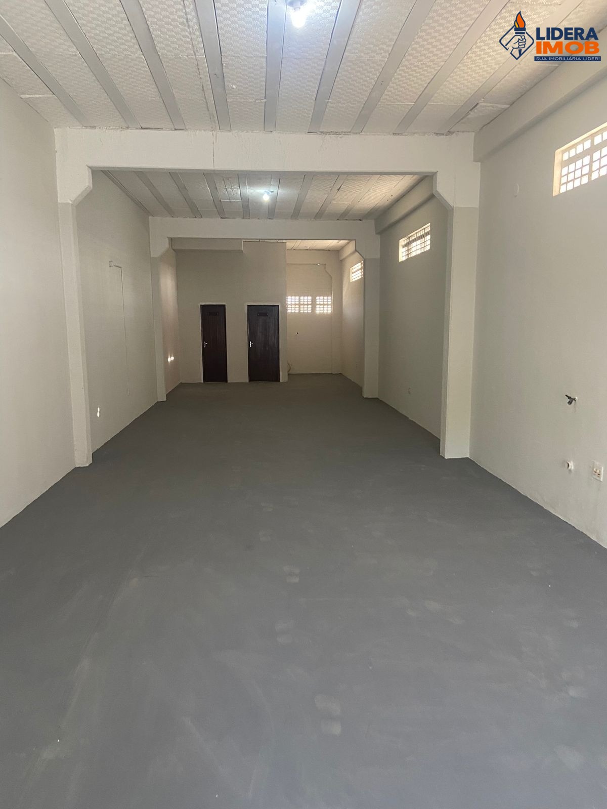 Depósito-Galpão, 110 m² - Foto 1