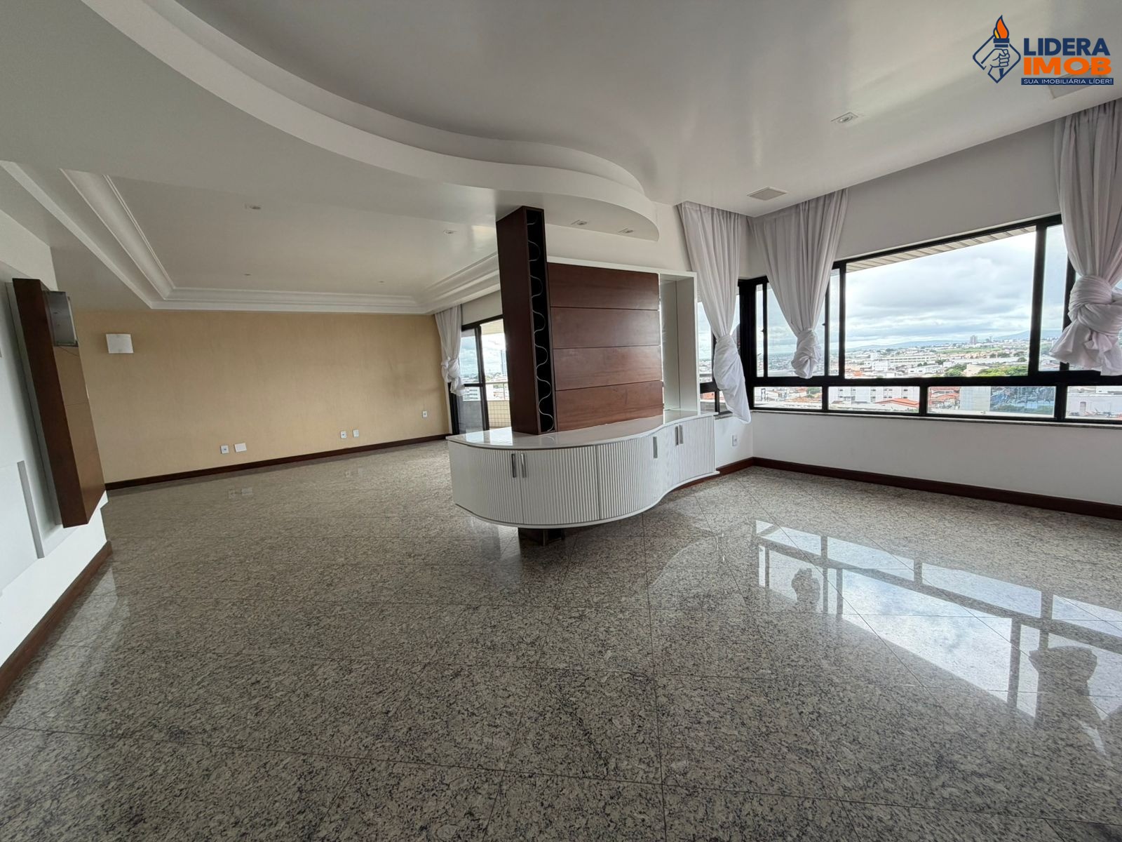Apartamento, 3 quartos, 270 m² - Foto 23