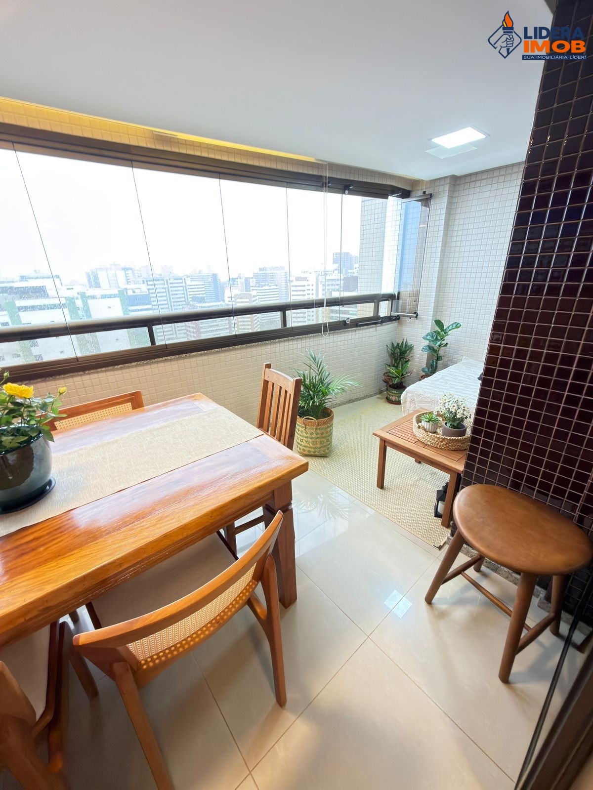 Apartamento, 4 quartos, 136 m² - Foto 2