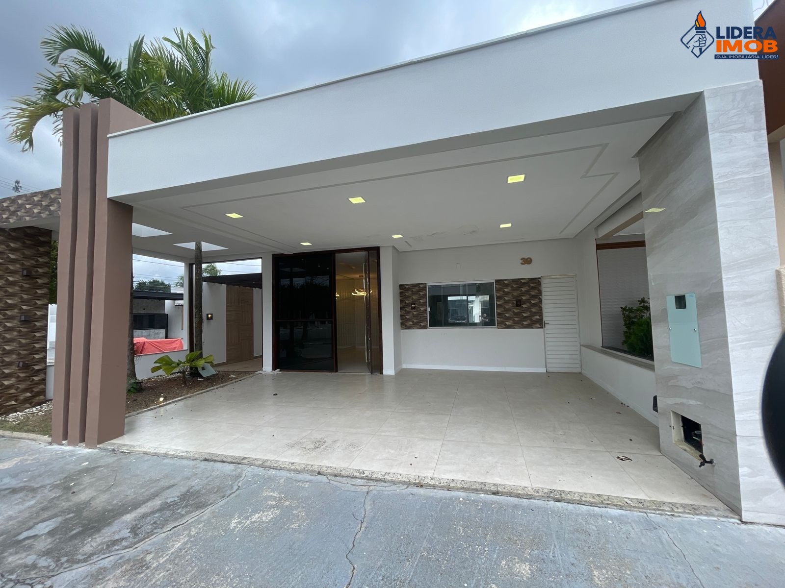 Casa, 3 quartos, 265 m² - Foto 1