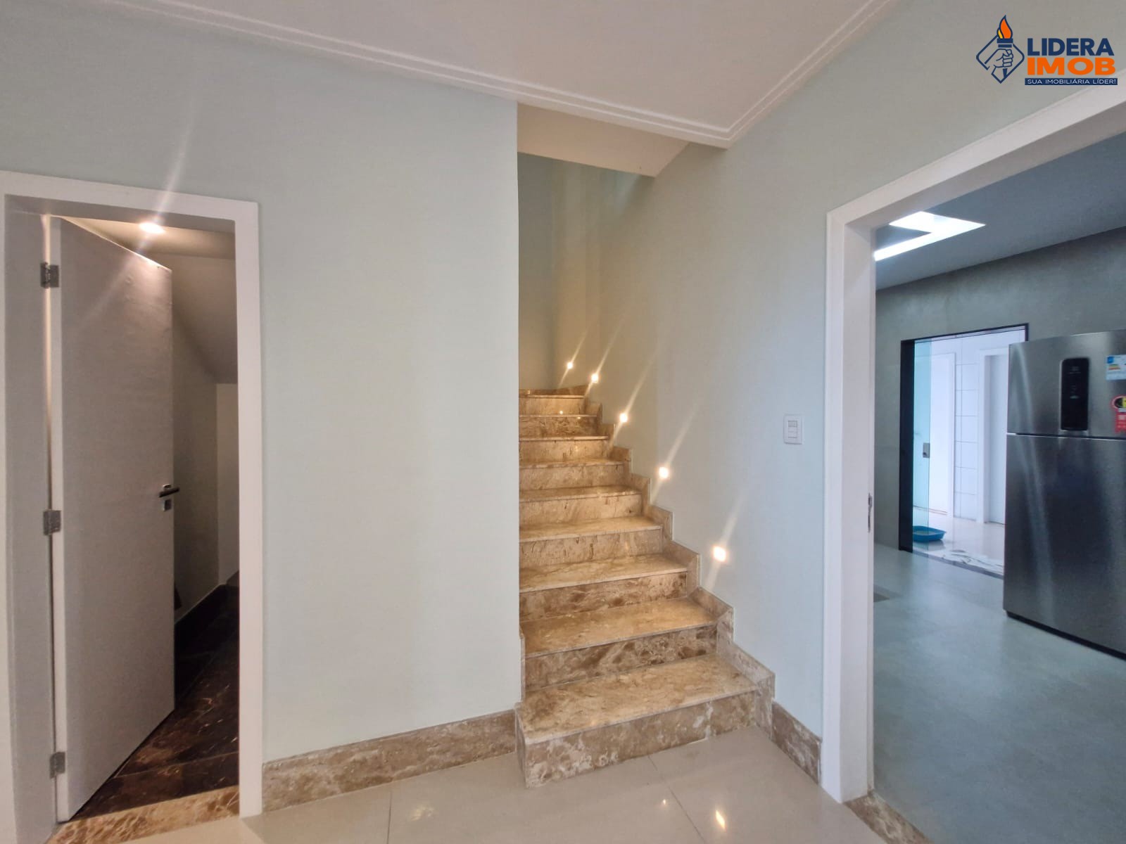 Casa, 3 quartos, 300 m² - Foto 6