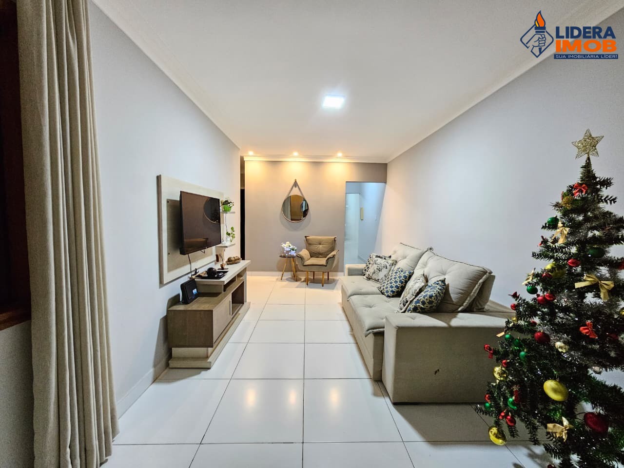 Casa, 3 quartos, 171 m² - Foto 2