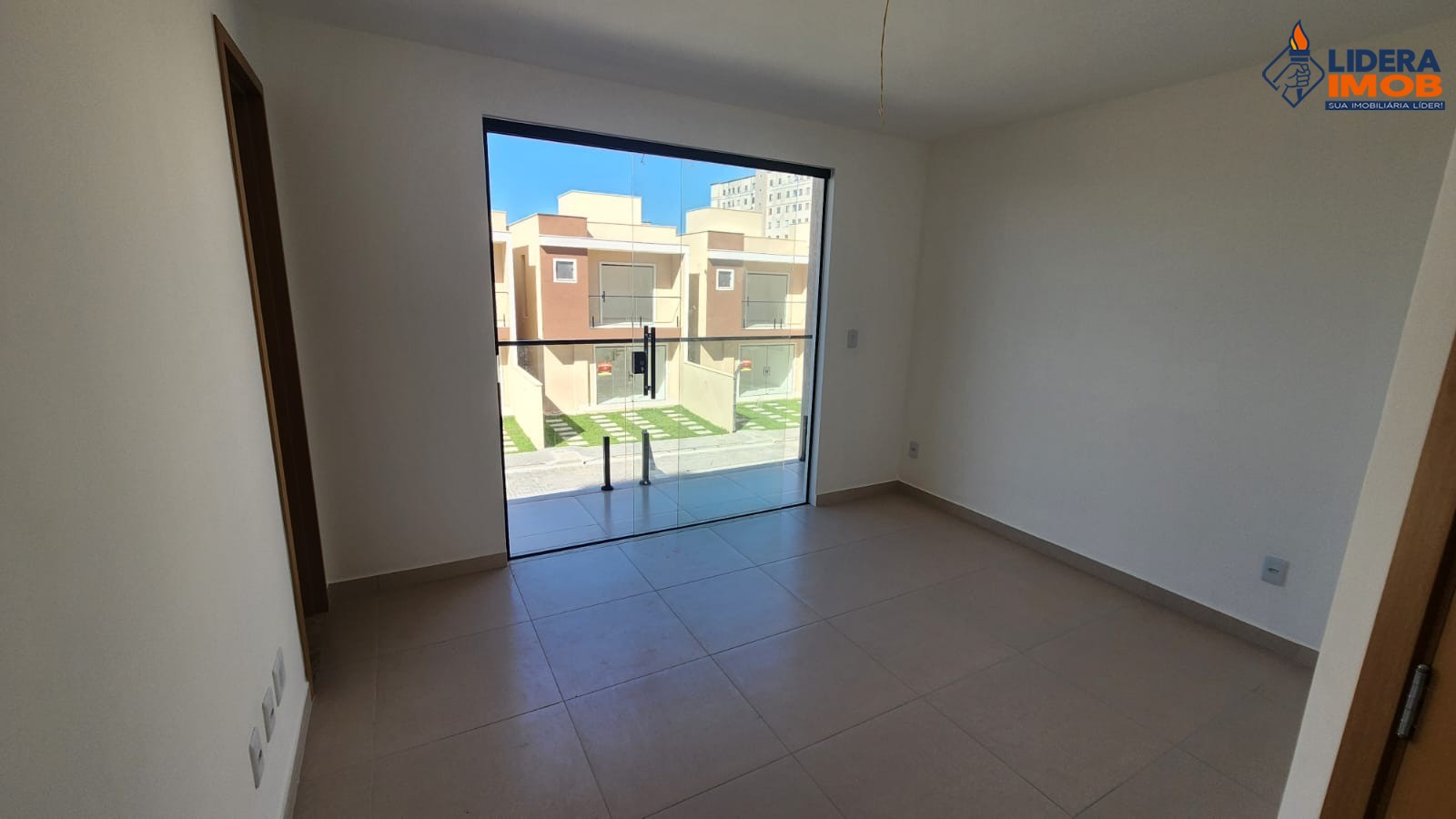 Casa, 4 quartos, 102 m² - Foto 2