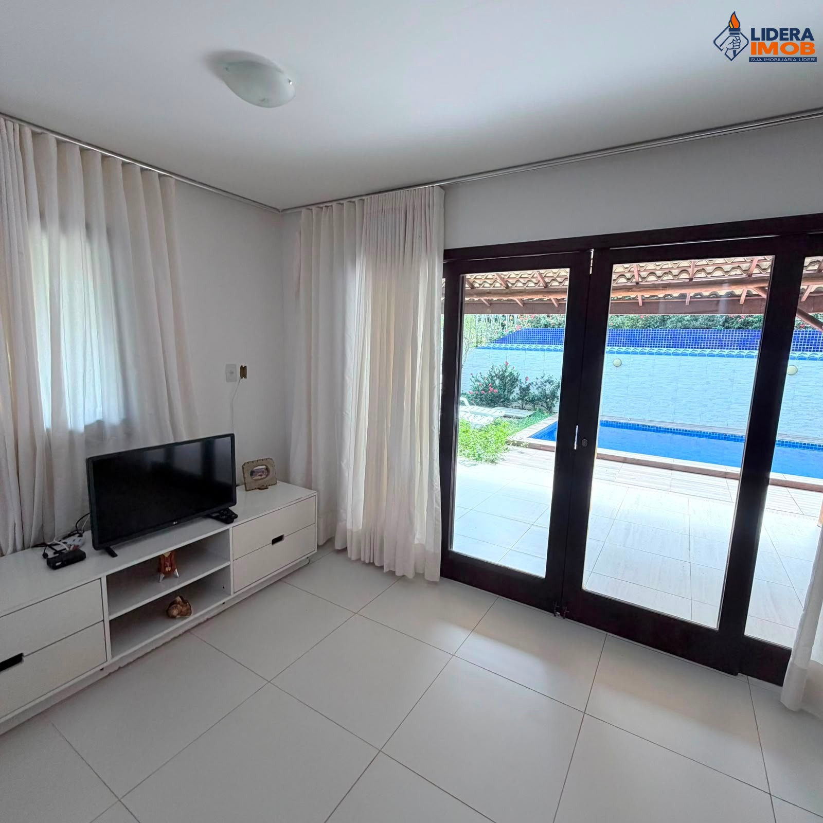 Casa, 4 quartos, 395 m² - Foto 4