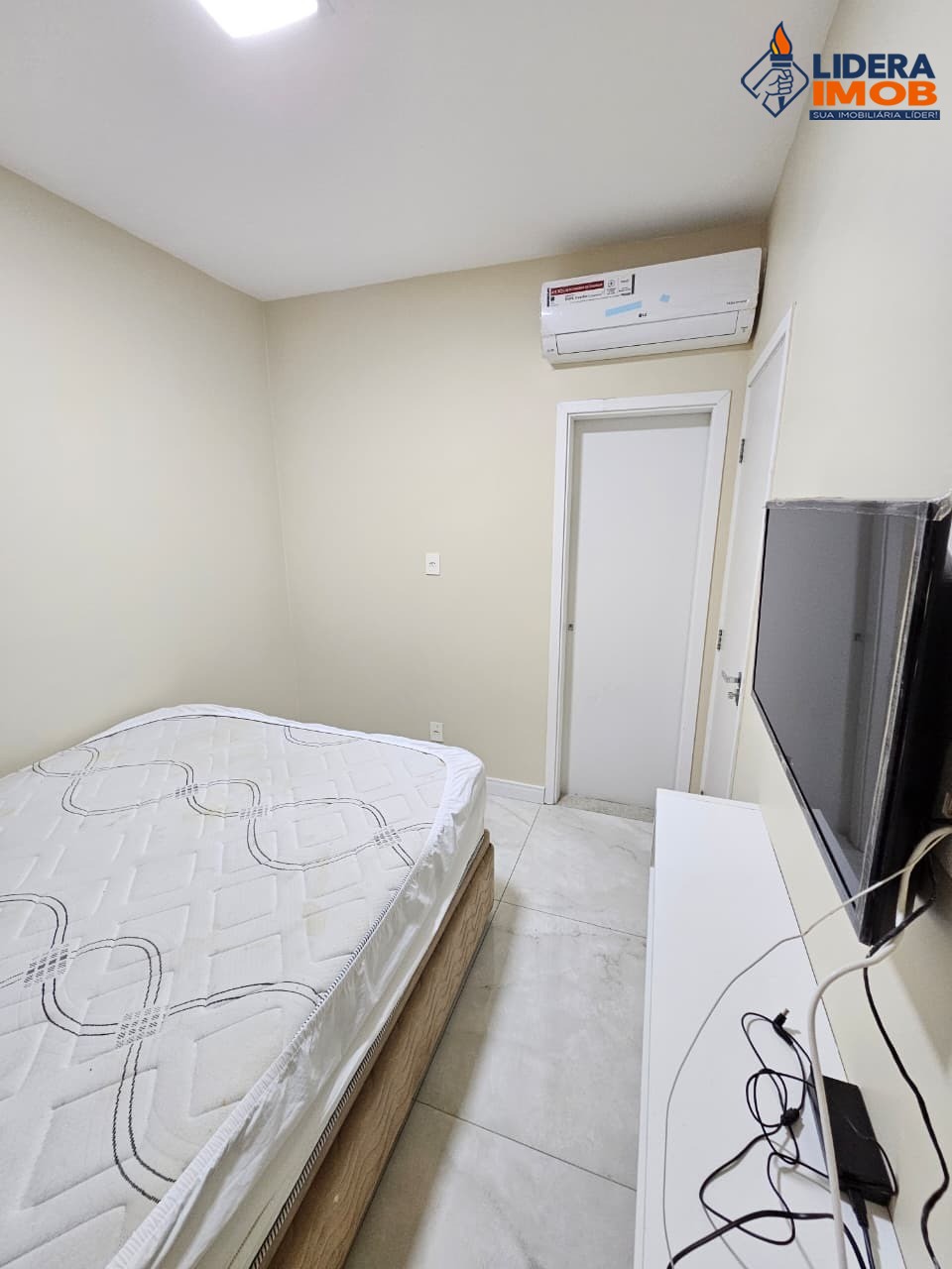 Casa, 4 quartos, 200 m² - Foto 13
