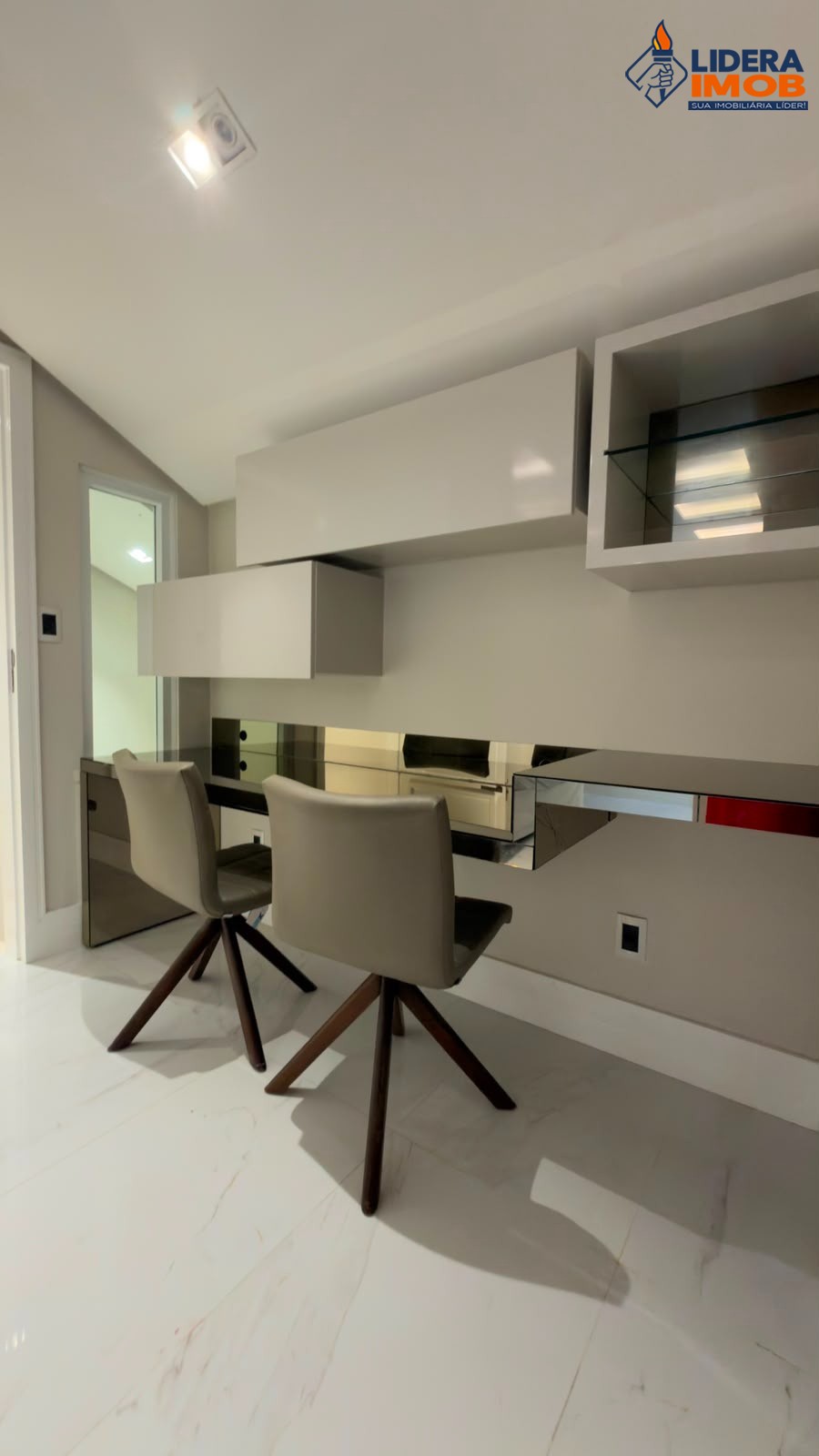 Casa, 3 quartos, 235 m² - Foto 6