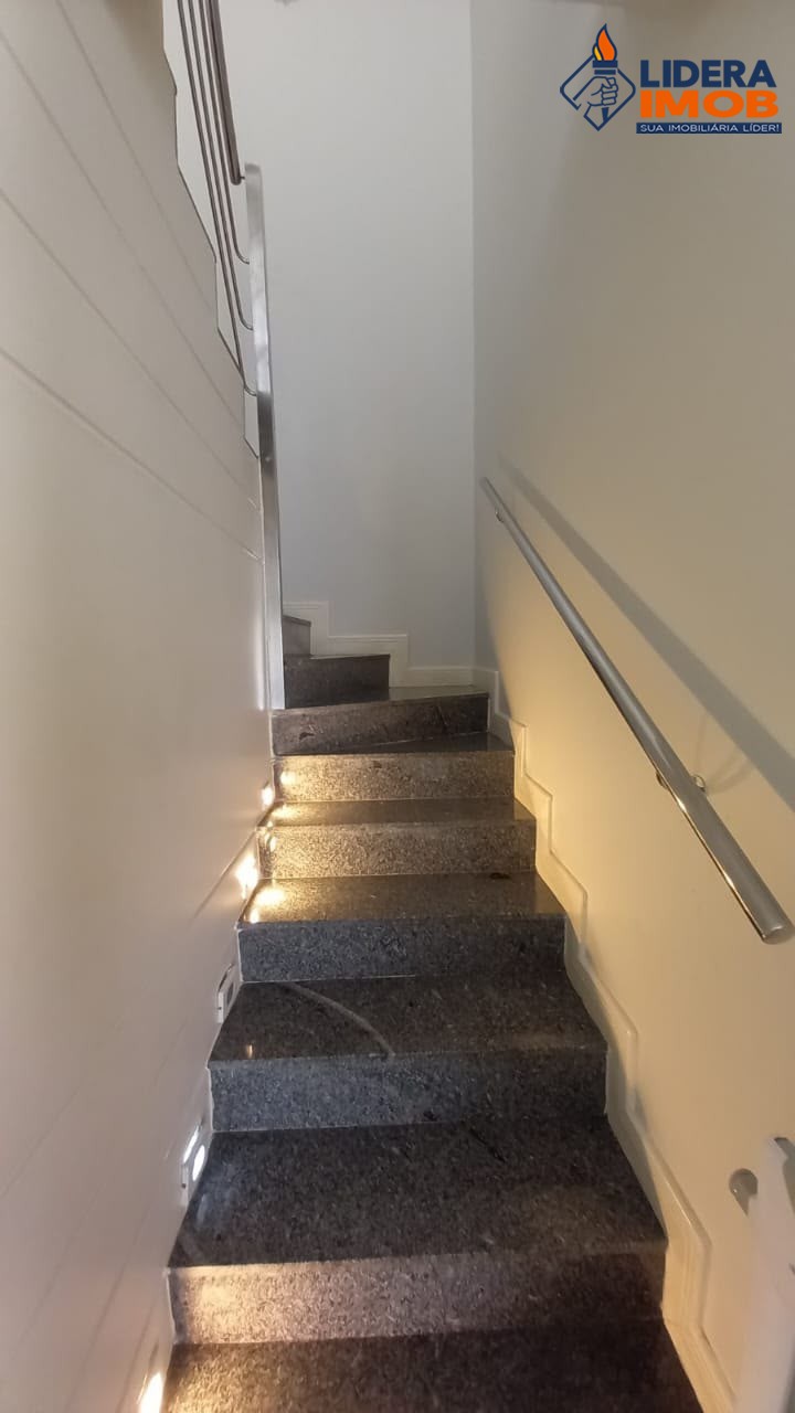 Casa, 3 quartos, 250 m² - Foto 10