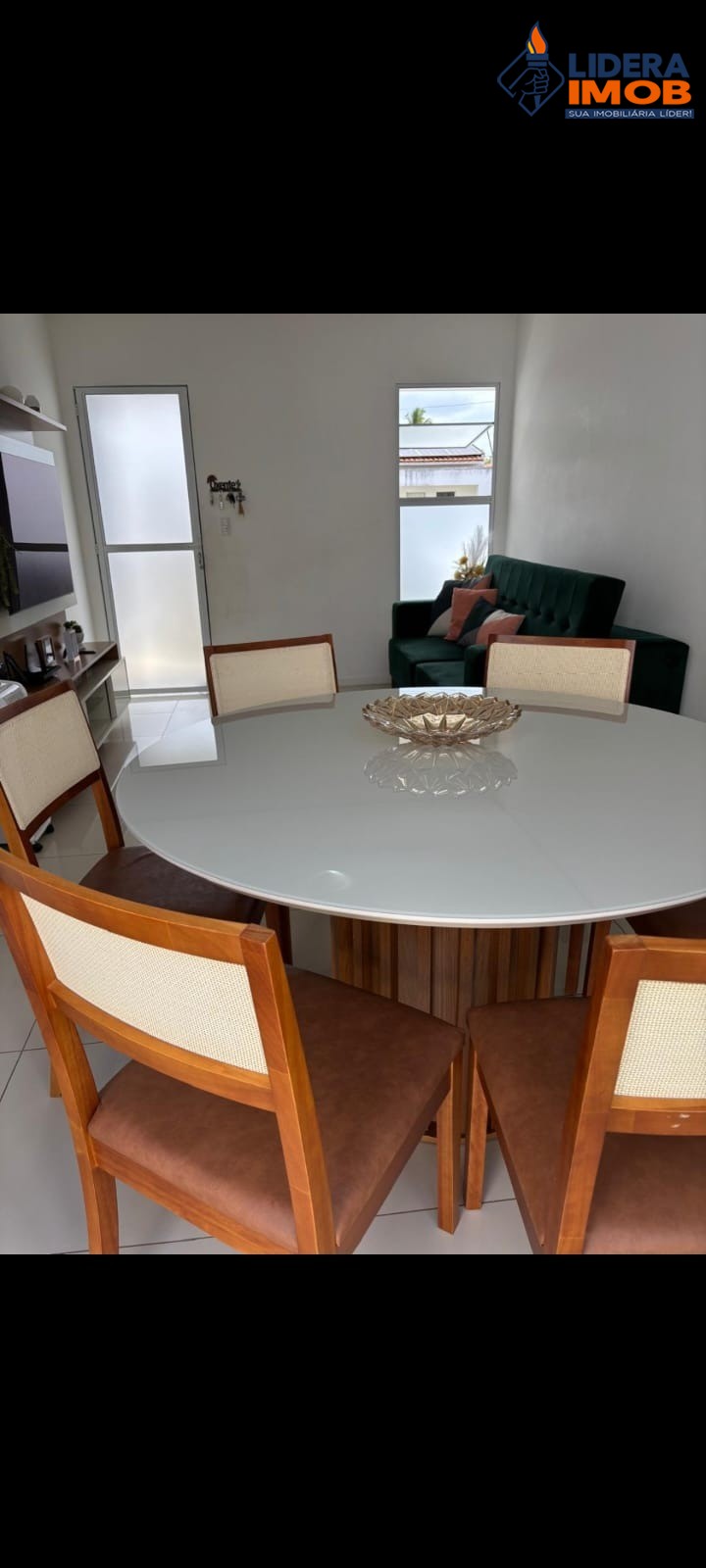 Casa, 3 quartos, 210 m² - Foto 2
