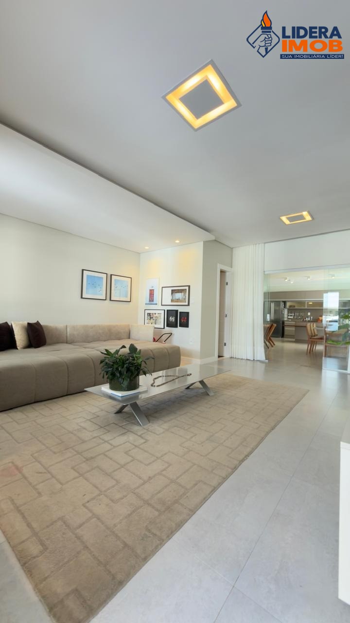Casa, 3 quartos, 210 m² - Foto 2
