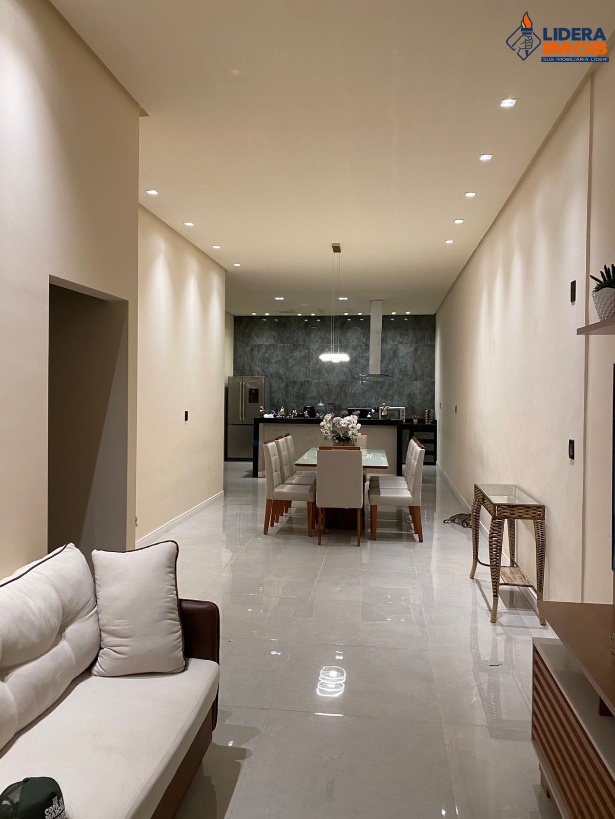 Casa, 3 quartos, 165 m² - Foto 1