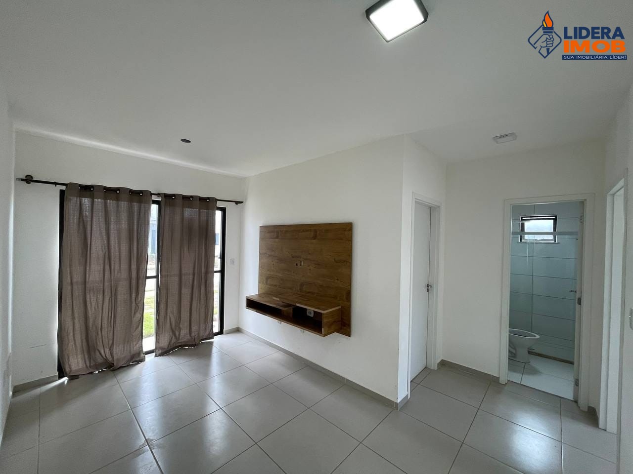Casa, 2 quartos, 80 m² - Foto 1