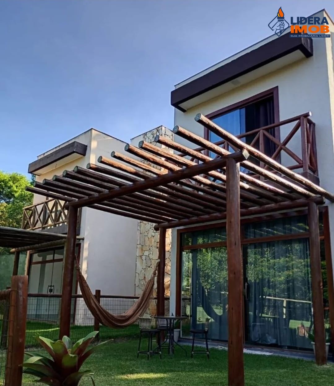 Casa, 2 quartos, 70 m² - Foto 1