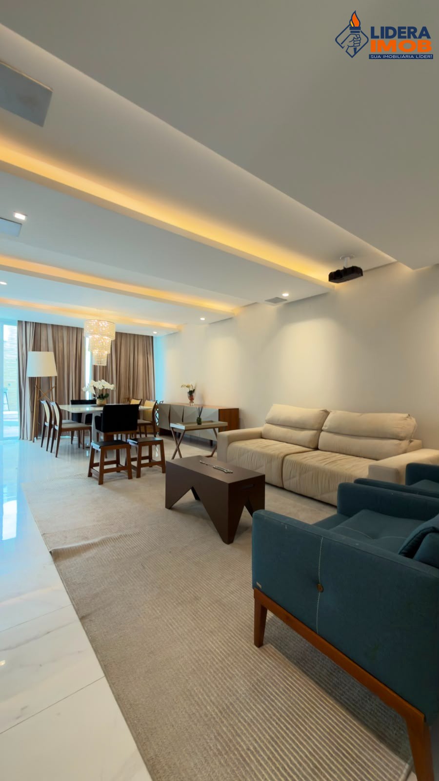 Casa, 3 quartos, 235 m² - Foto 3