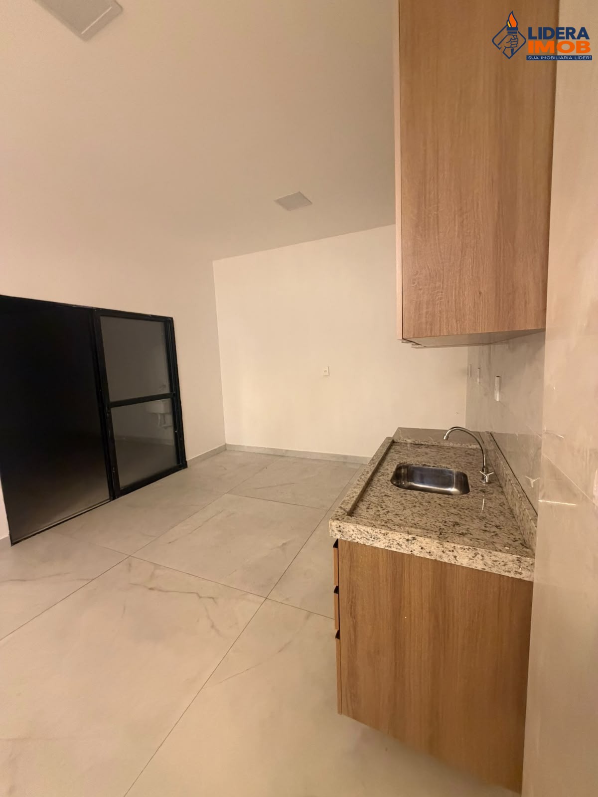 Casa, 3 quartos, 186 m² - Foto 2