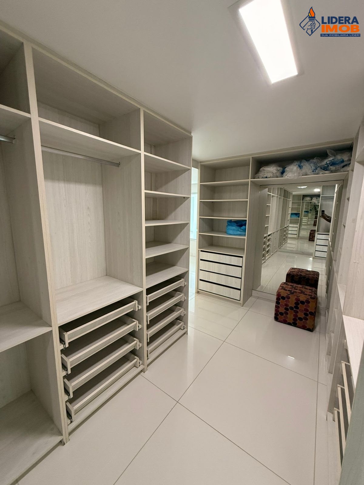 Casa, 4 quartos, 280 m² - Foto 29