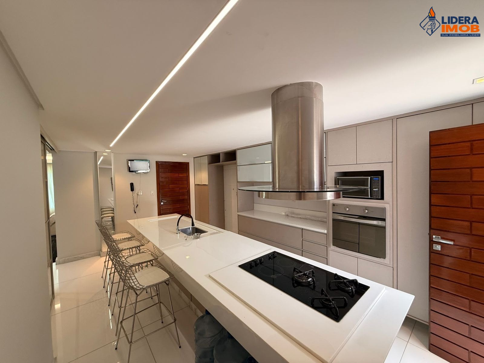 Casa, 4 quartos, 280 m² - Foto 35